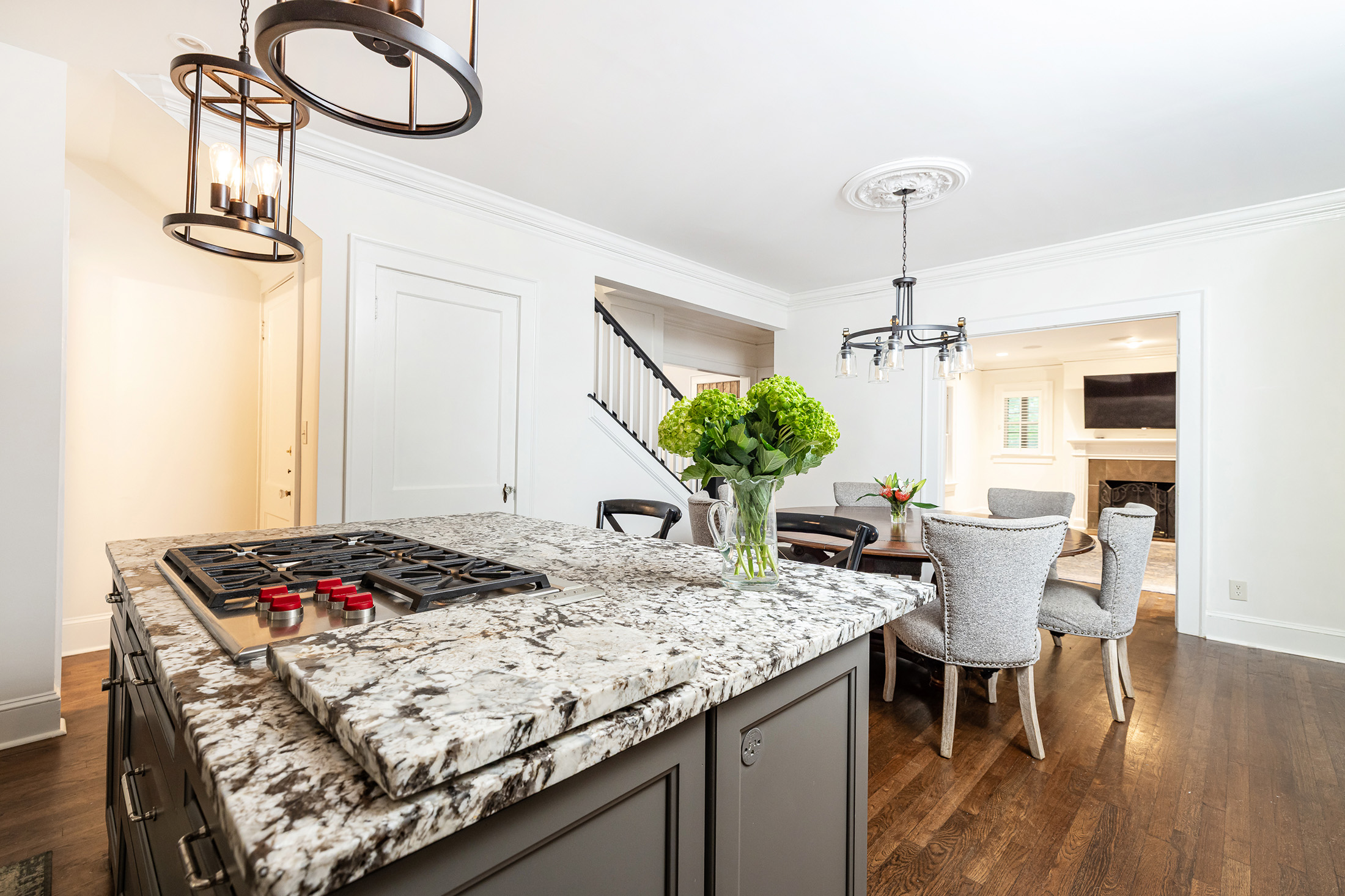  Morningside Duplex Offers Character, Location and Financial Flexibility - 物件實景