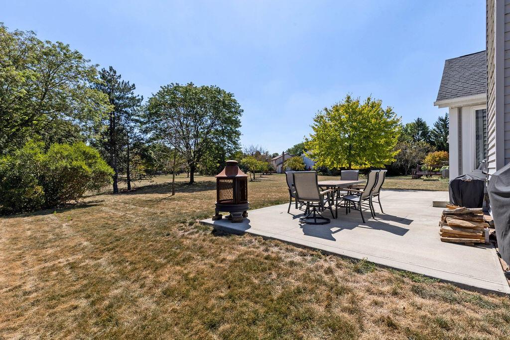 Dublin, Ohio, 43016, United States, 3 Bedrooms Bedrooms, ,3 BathroomsBathrooms,Residential,For Sale,1950814