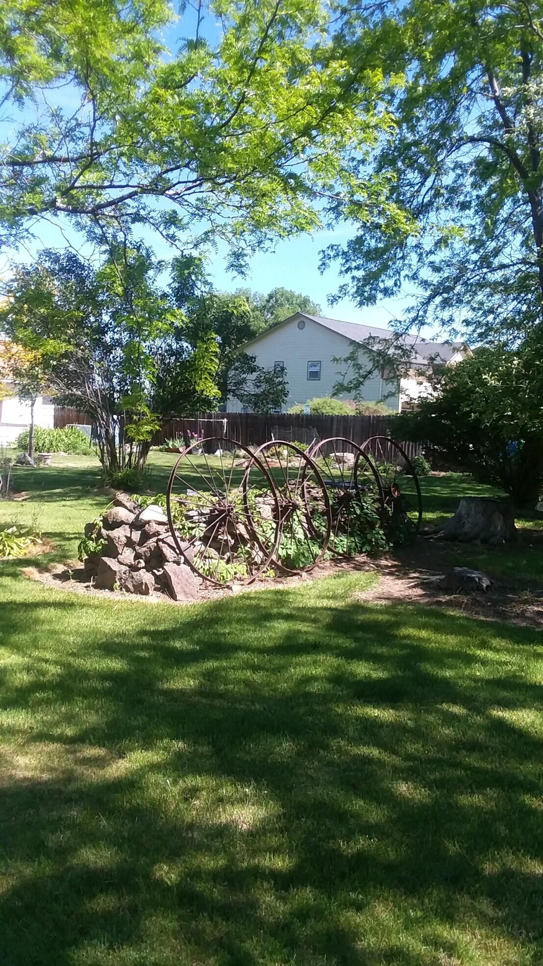 Redmond, Oregon, 97756, United States, 2 Bedrooms Bedrooms, ,1 BathroomBathrooms,Residential,For Sale,2008115