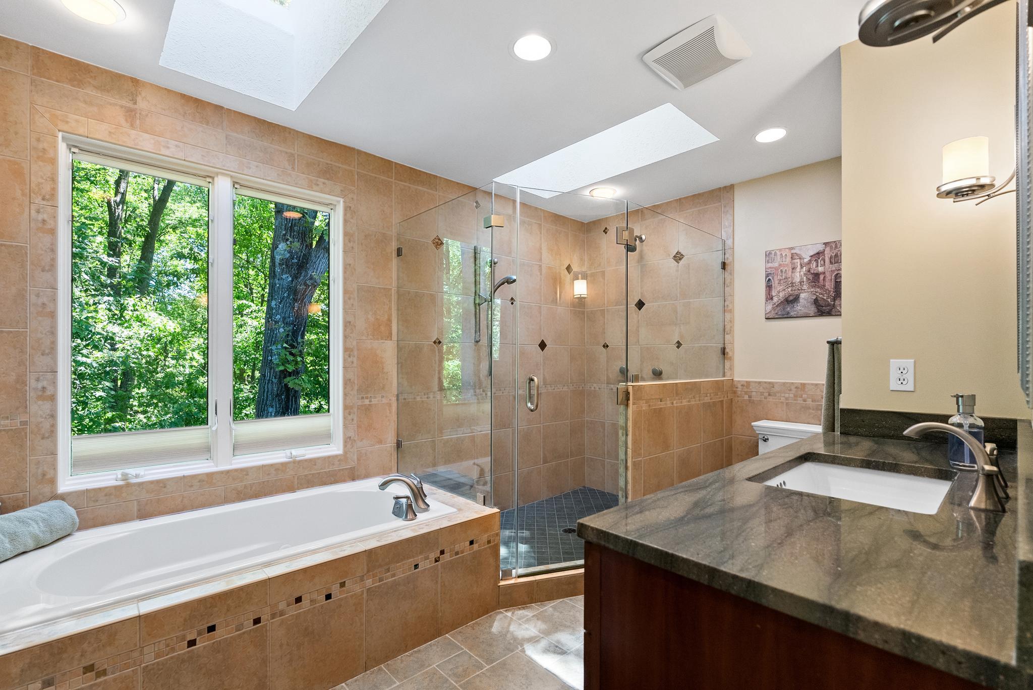  5913 Reservoir Heights Avenue, Alexandria, VA, 22311 - 物件實景