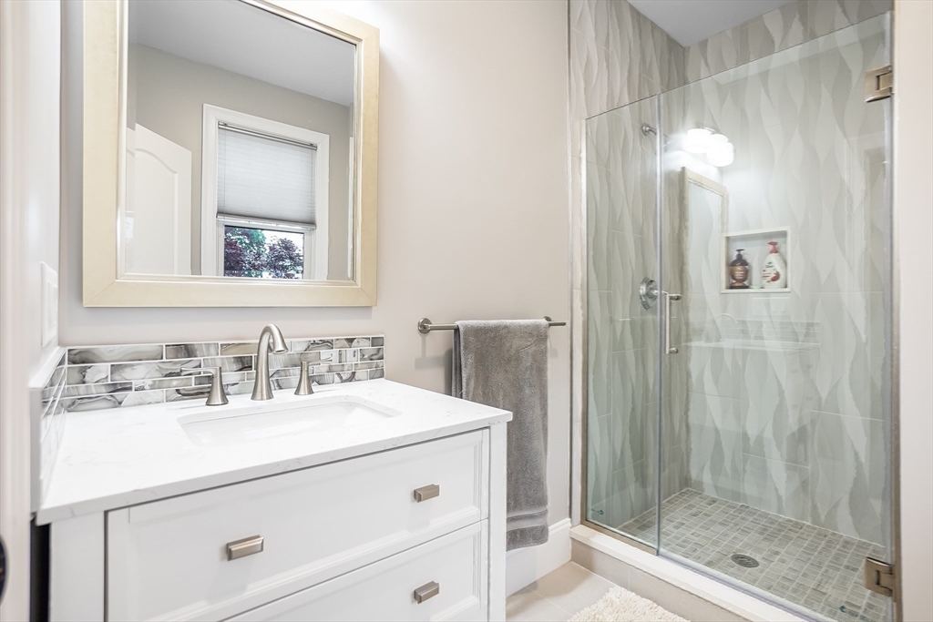 Newton, Massachusetts, 02460, United States, 4 Bedrooms Bedrooms, ,5 BathroomsBathrooms,Residential,For Sale,1830588