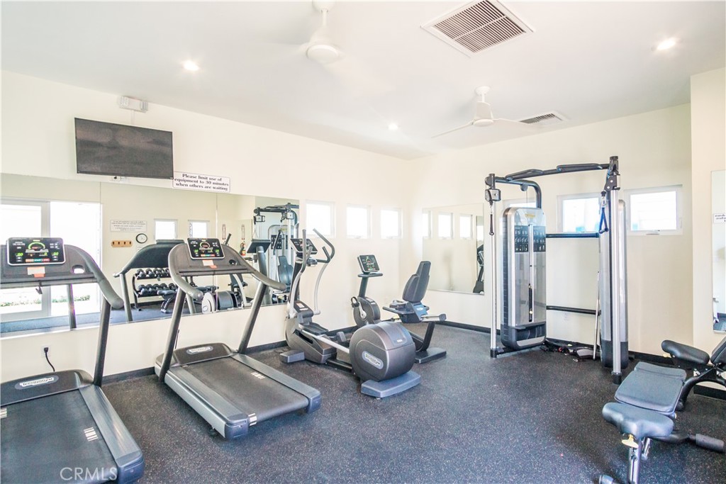 Newport Beach, California, 92663, United States, 2 Bedrooms Bedrooms, ,2 BathroomsBathrooms,Residential,For Sale,1917614