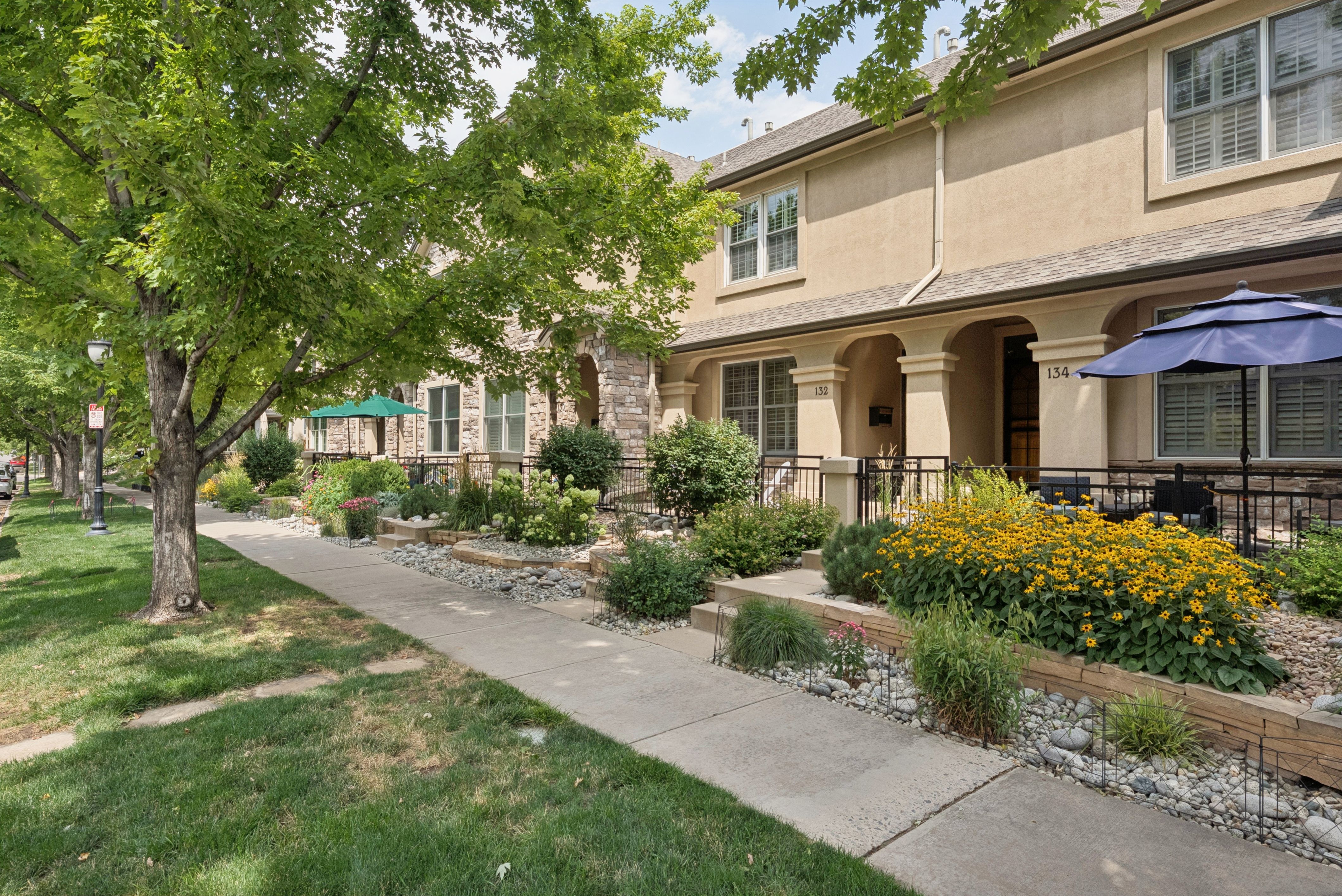  Beautifully Remodeled 3-Bed, 4-Bath Townhome in the heart of Cherry Creek - 物件實景