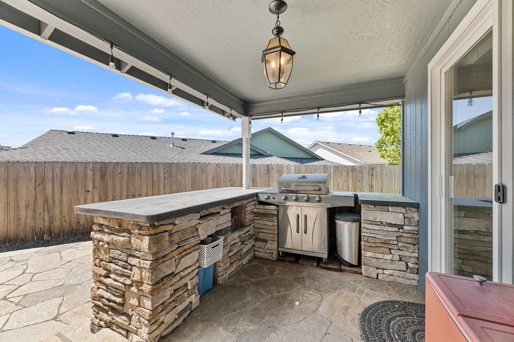  1017 Havenwood Drive Eagle Point, OR 97524 - 物件實景