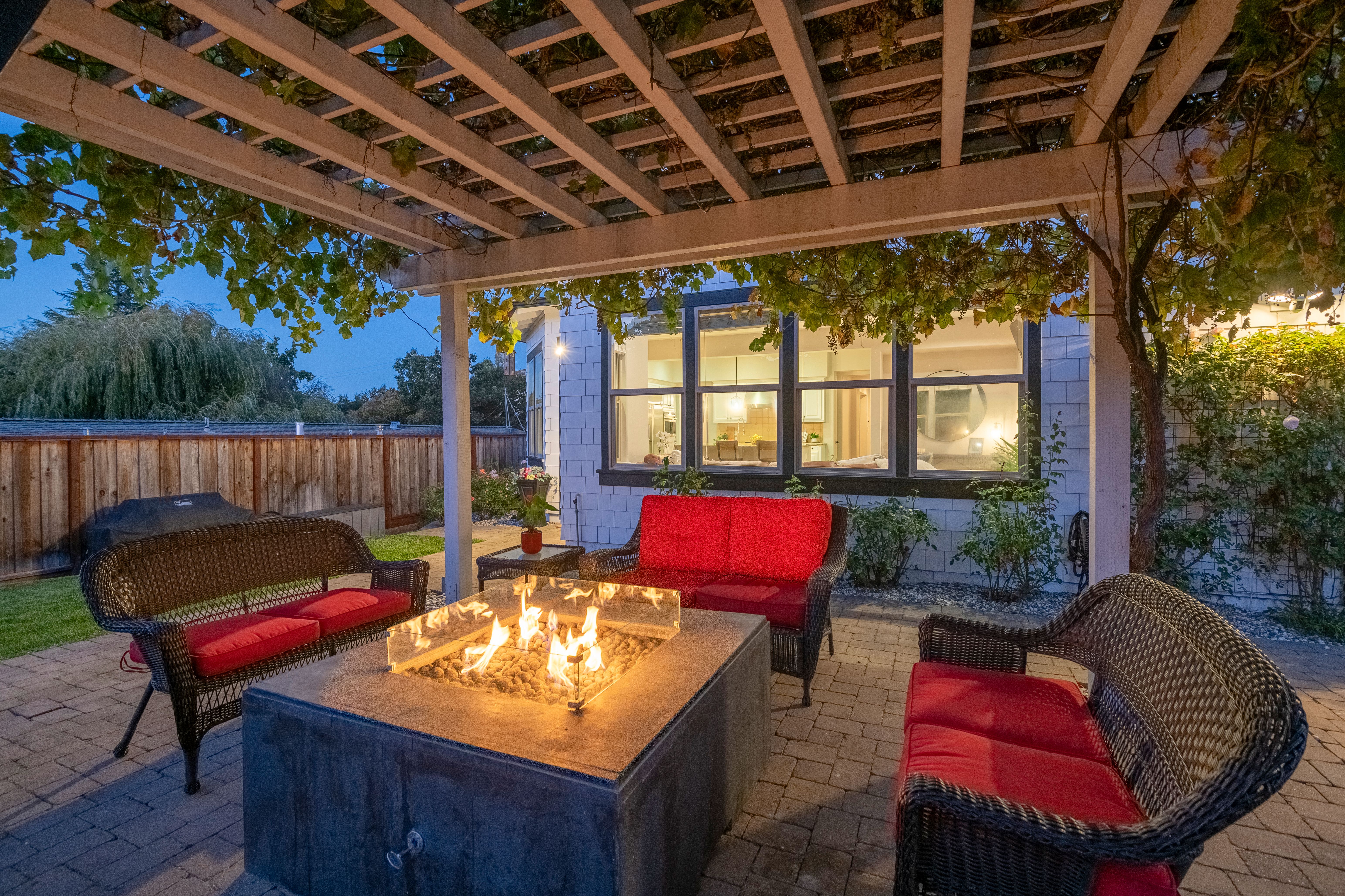  Spacious, Turnkey Living in the Heart of West Petaluma - 物件實景
