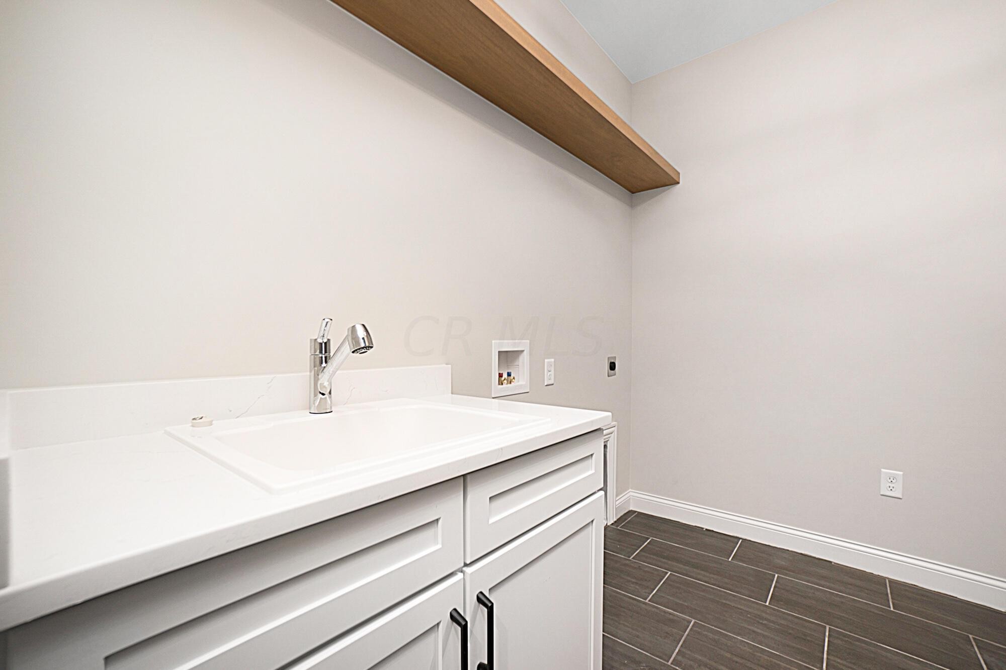 9042 Fox Field Path, Plain City, Ohio, 43064, United States, 5 Bedrooms Bedrooms, ,5 BathroomsBathrooms,Residential,For Sale,9042 Fox Field Path,1542195