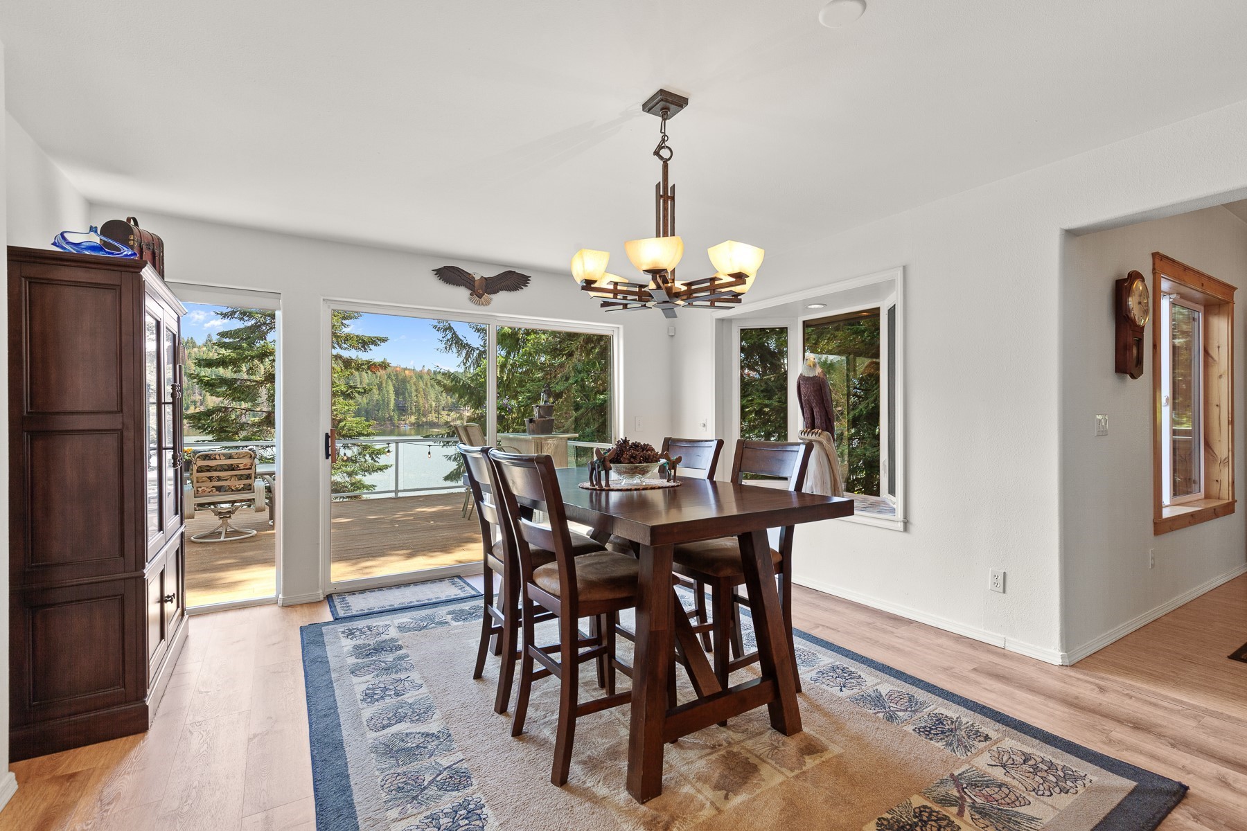  Hayden Lake Year Round Waterfront Living - 物件實景