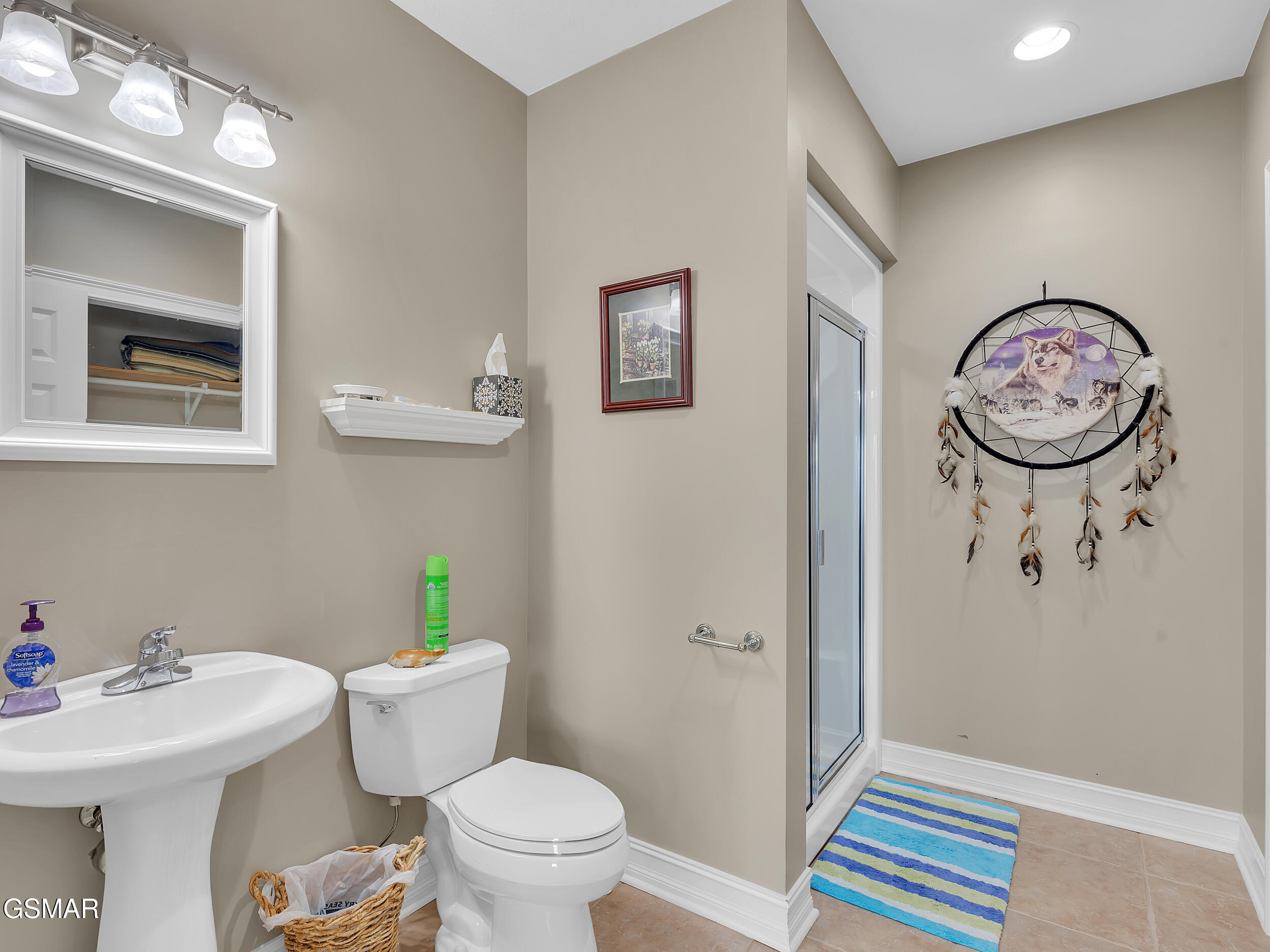 Mooresburg, Tennessee, 37811, United States, 3 Bedrooms Bedrooms, ,5 BathroomsBathrooms,Residential,For Sale,1974875