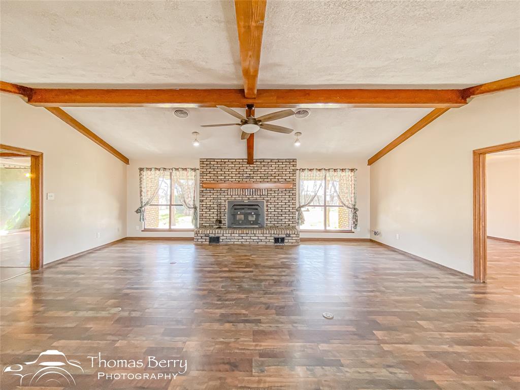 Stamford, Texas, 79553, United States, 3 Bedrooms Bedrooms, ,3 BathroomsBathrooms,Residential,For Sale,1696805