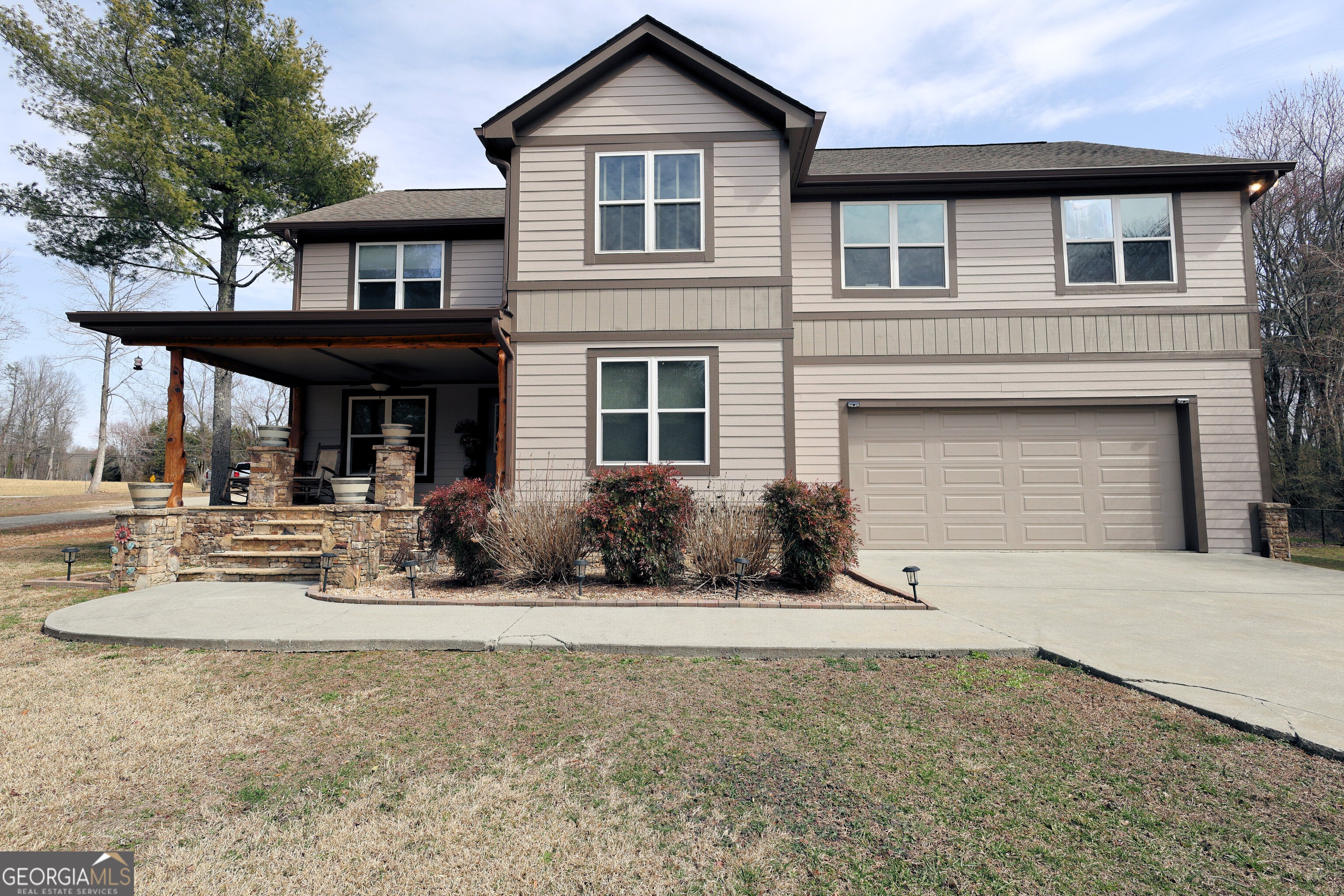 Tiger, Georgia, 30576, United States, 4 Bedrooms Bedrooms, ,3 BathroomsBathrooms,Residential,For Sale,1859073