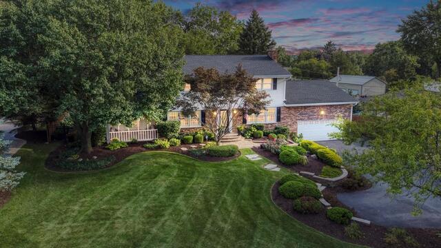 Medinah, Illinois, 60157, United States, 4 Bedrooms Bedrooms, ,4 BathroomsBathrooms,Residential,For Sale,1975518