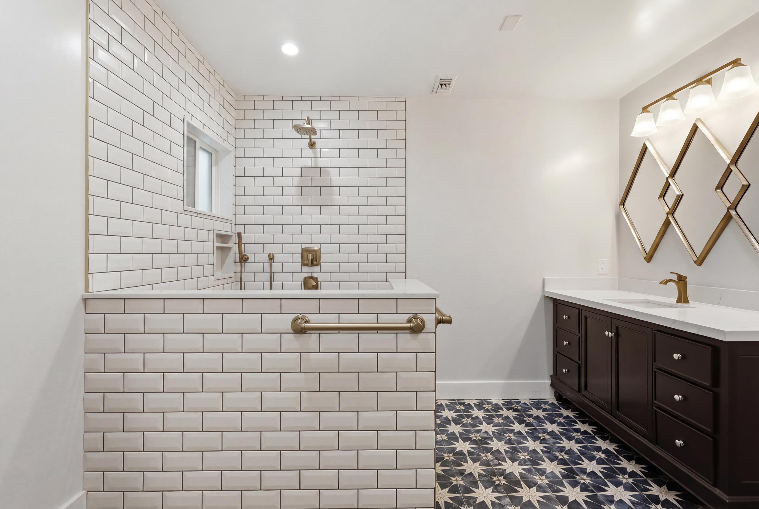  239 Mira Mar Avenue, Long Beach, CA 90803 - 物件實景