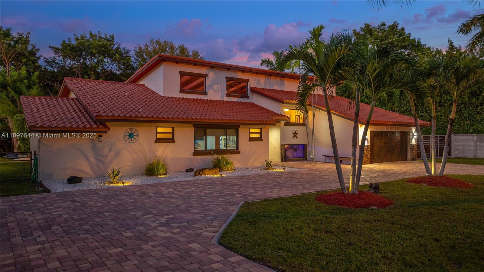 Palmetto Bay, Florida, 33157, United States, 4 Bedrooms Bedrooms, ,4 BathroomsBathrooms,Residential,For Sale,1966916