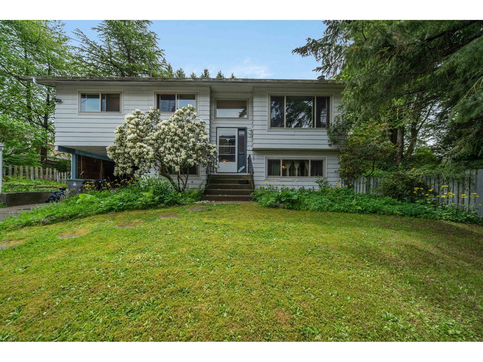 SURREY, British Columbia, V3W 5K1, CA, 4 Bedrooms Bedrooms, ,2 BathroomsBathrooms,Residential,For Sale,1949897