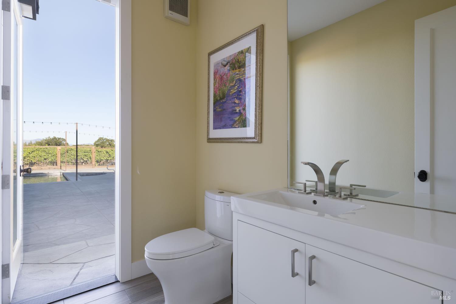 Santa Rosa, California, 95401, United States, 4 Bedrooms Bedrooms, ,4 BathroomsBathrooms,Residential,For Sale,1993093