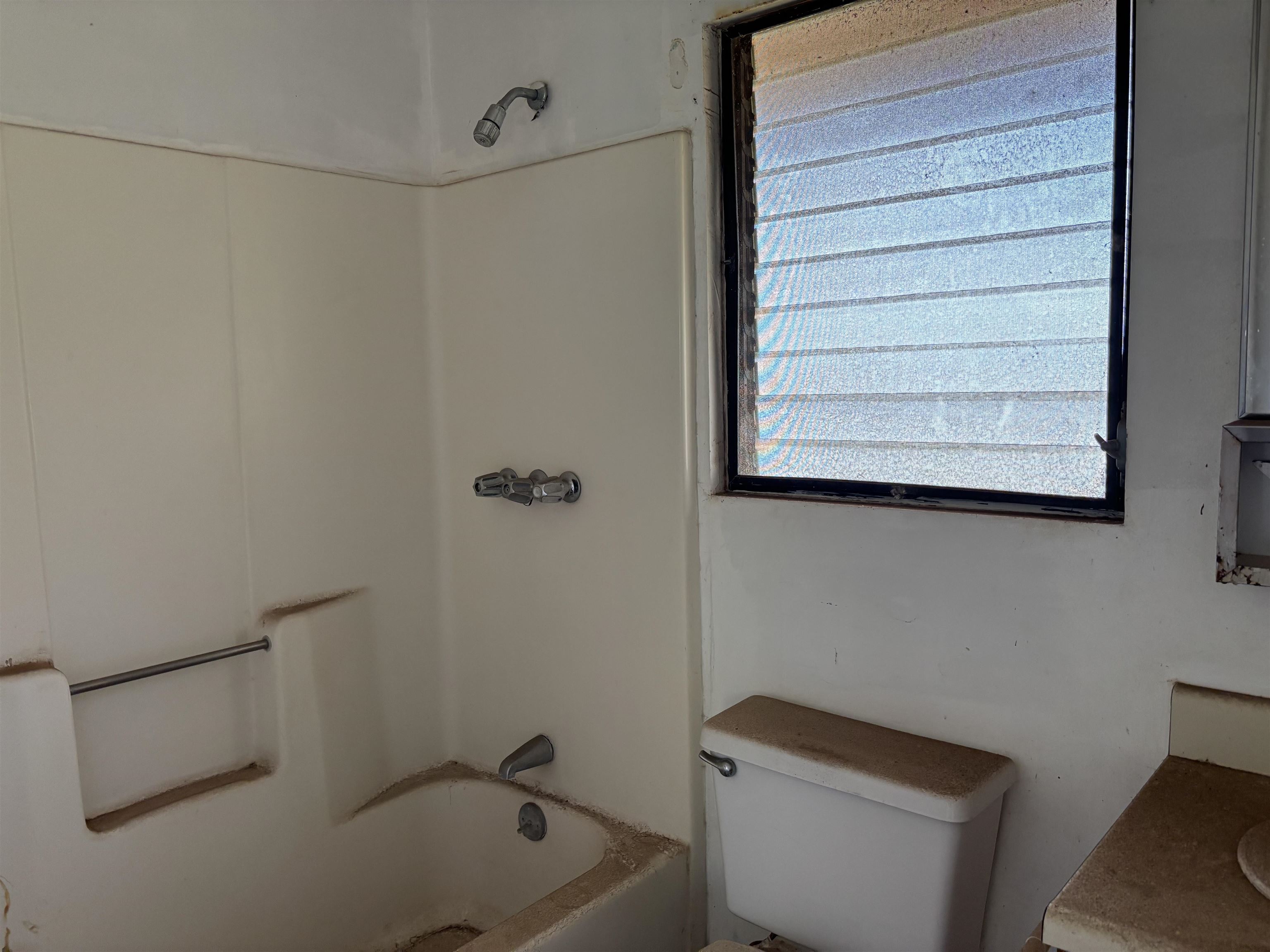 Kaunakakai, Hawaii, 96748, United States, 2 Bedrooms Bedrooms, ,1 BathroomBathrooms,Residential,For Sale,1917181
