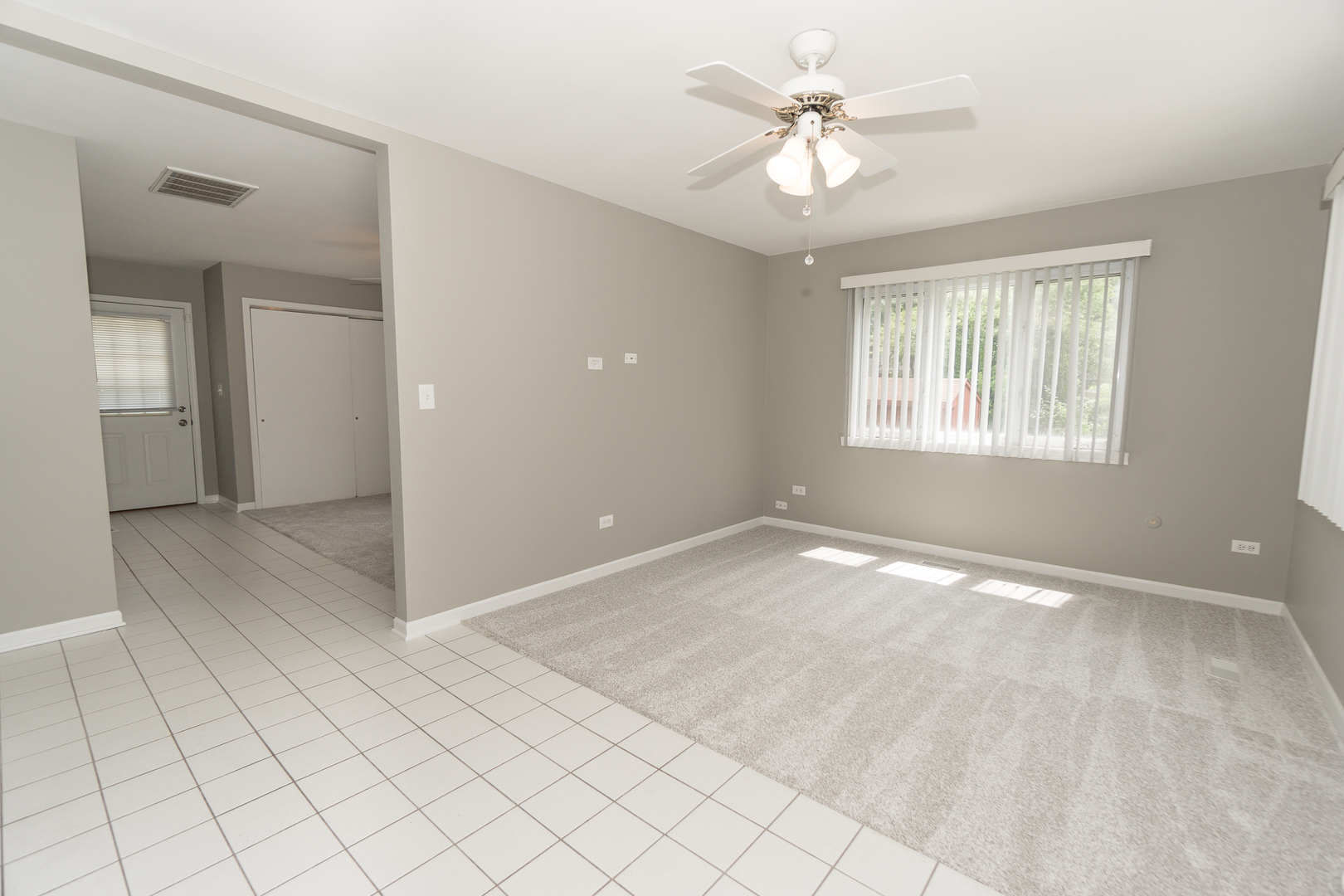 Arlington Heights, Illinois, 60005, United States, 5 Bedrooms Bedrooms, ,3 BathroomsBathrooms,Residential,For Sale,1921058