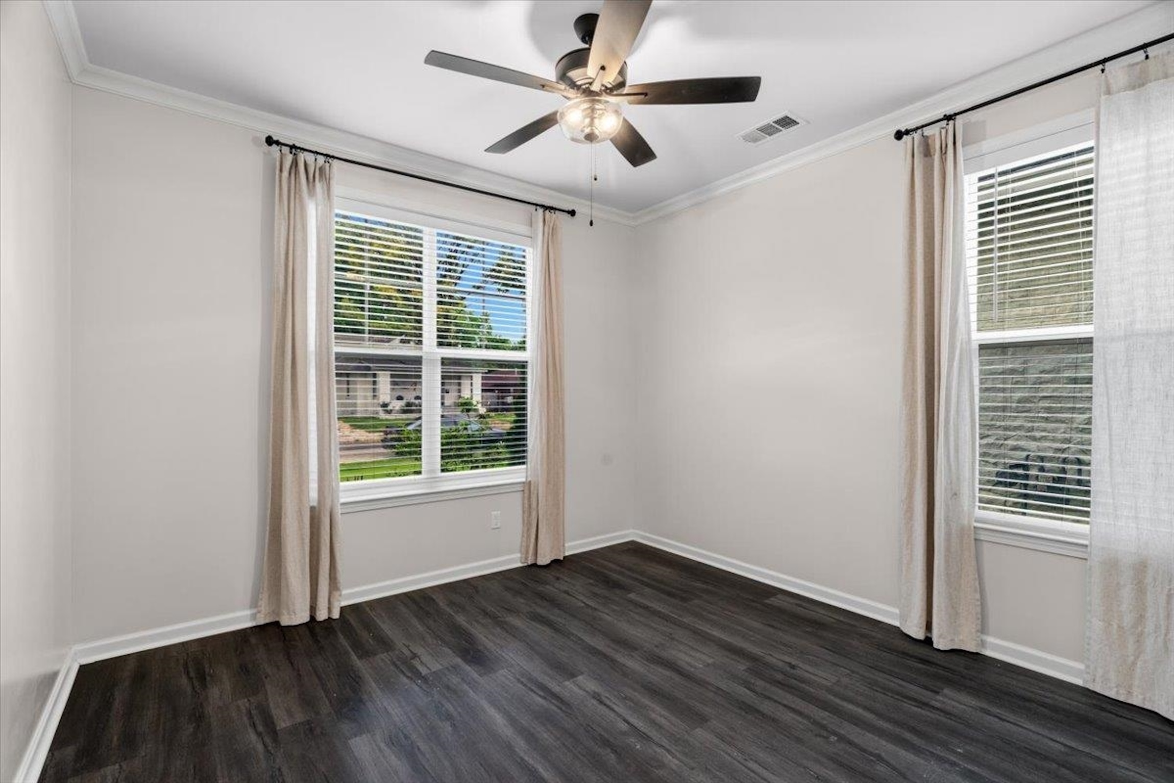  991 Forrest Ave, Memphis, TN, 38105 - 物件實景