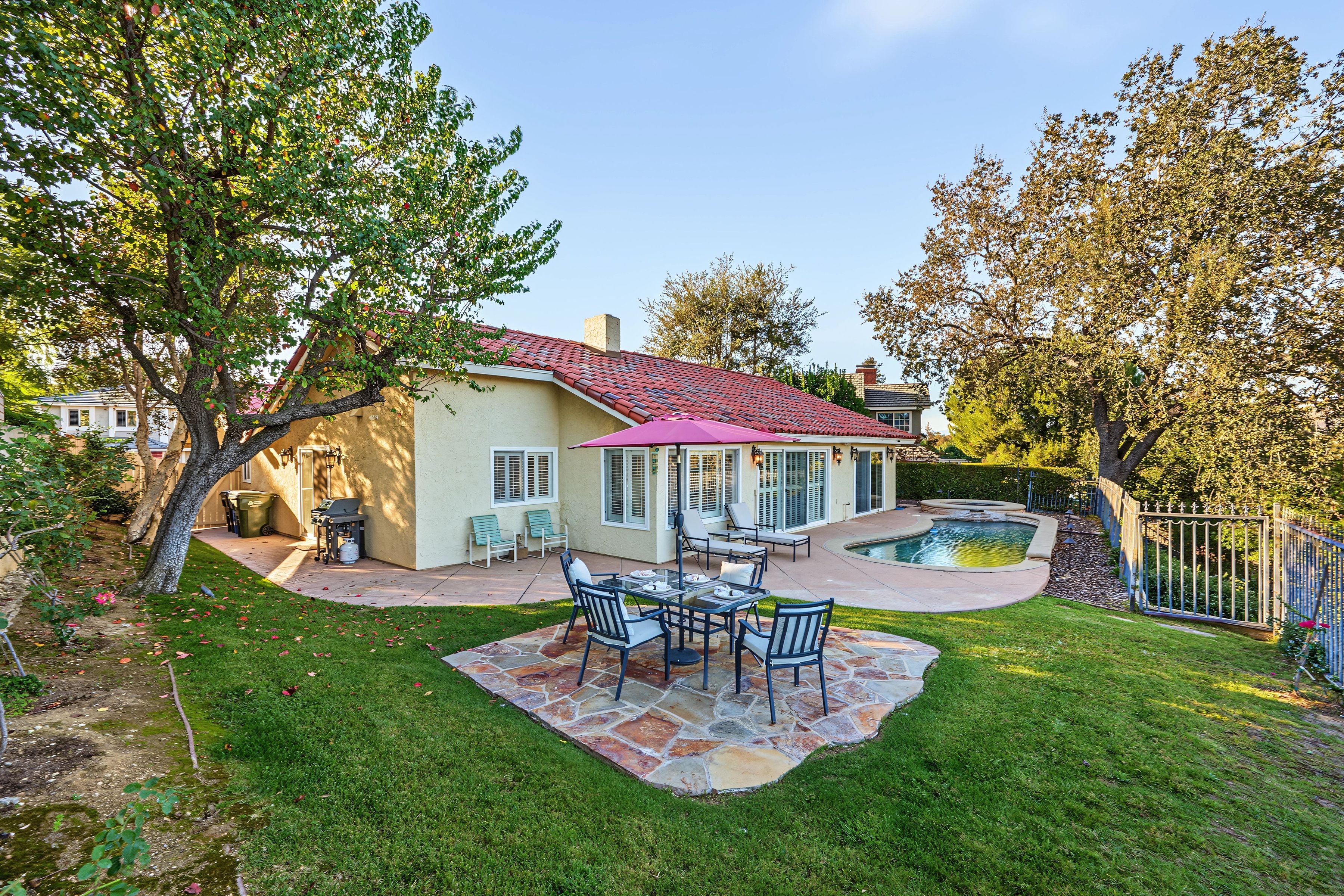  908 Blue Spring Drive, Westlake Village - 物件實景