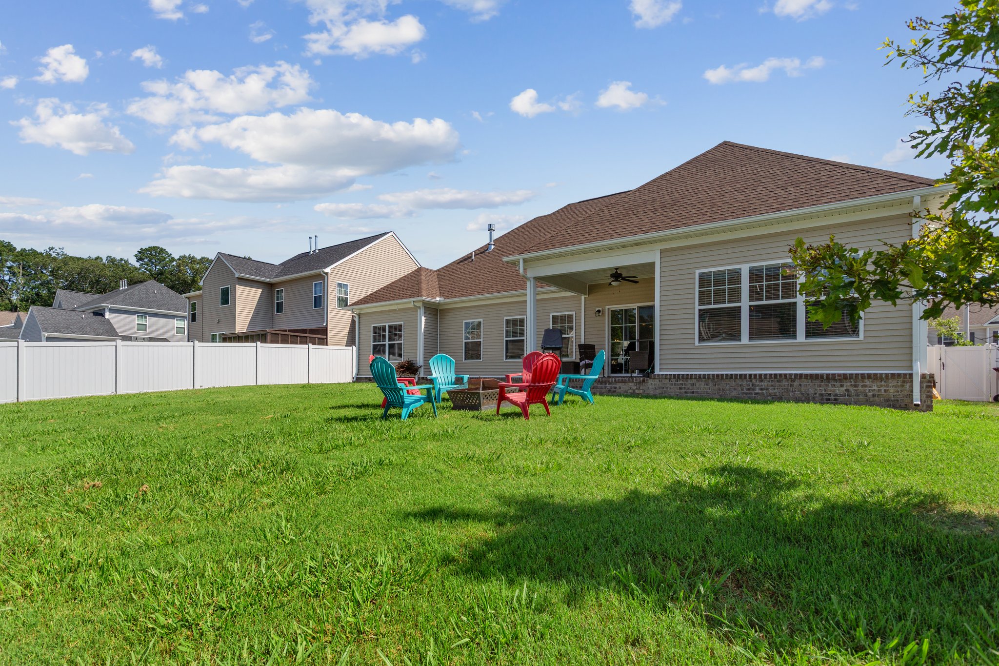 Chesapeake, Virginia, 23322, United States, 5 Bedrooms Bedrooms, ,3 BathroomsBathrooms,Residential,For Sale,1887948
