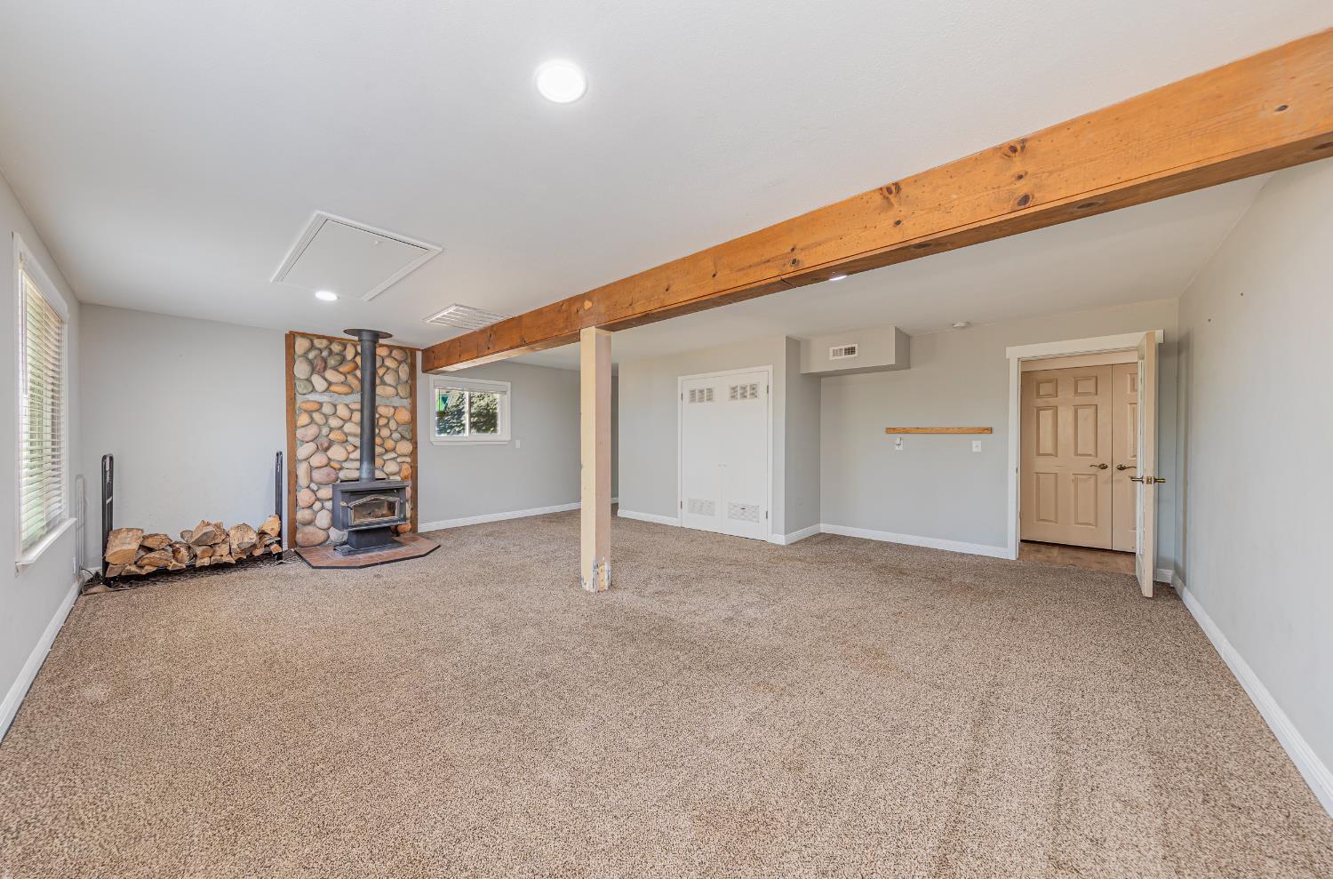 Coarsegold, California, 93614, United States, 4 Bedrooms Bedrooms, ,4 BathroomsBathrooms,Residential,For Sale,1981701