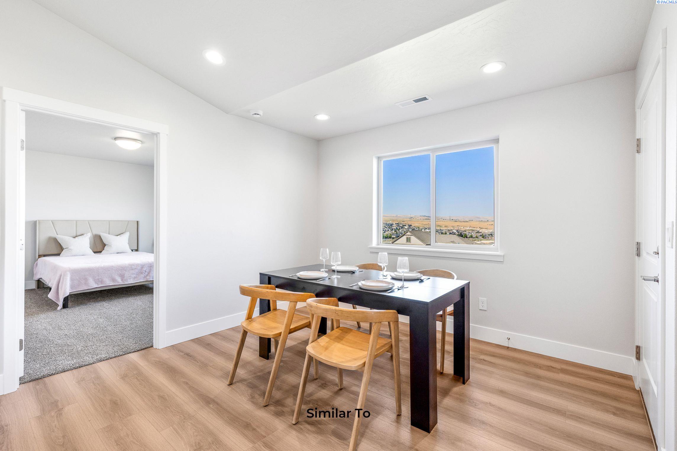 Kennewick, Washington, 99338, United States, 4 Bedrooms Bedrooms, ,1 BathroomBathrooms,Residential,For Sale,1957930