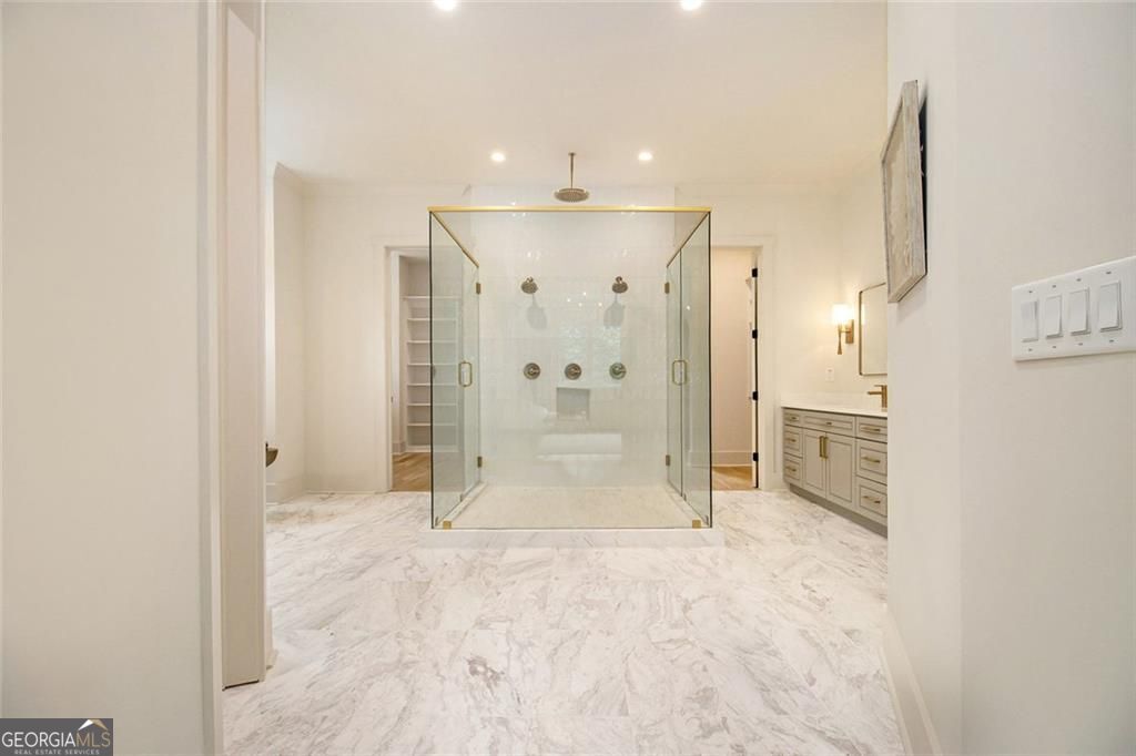 Atlanta, Georgia, 30342, United States, 6 Bedrooms Bedrooms, ,8 BathroomsBathrooms,Residential,For Sale,1858918