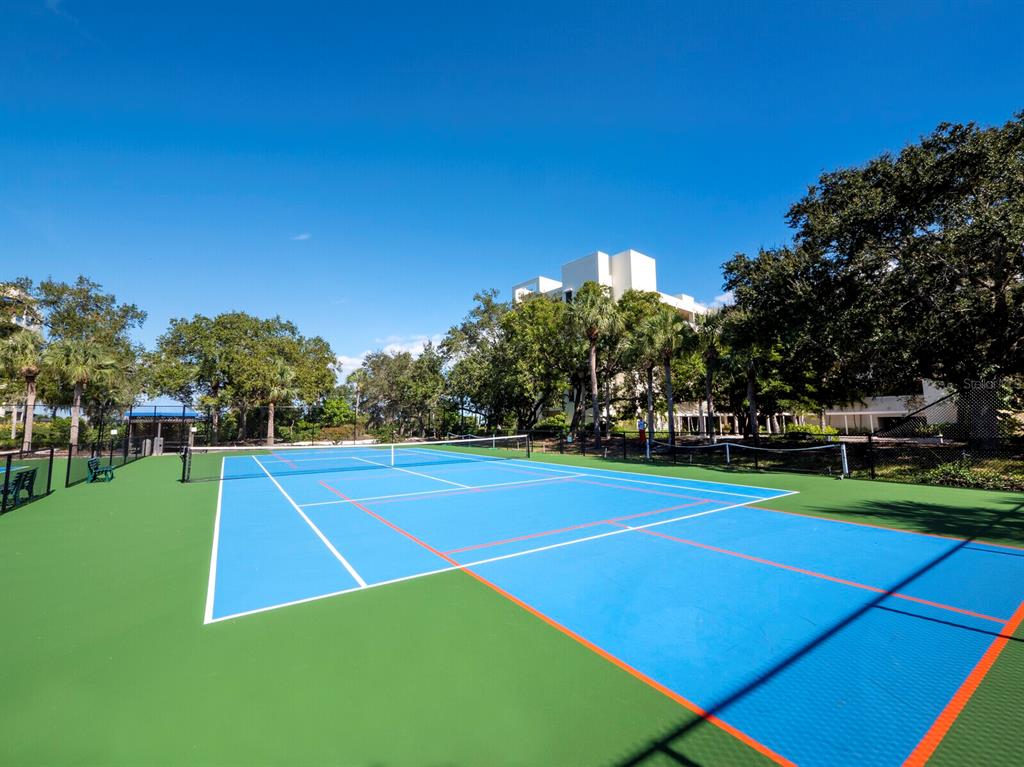Longboat Key, Florida, 34228, United States, 2 Bedrooms Bedrooms, ,3 BathroomsBathrooms,Residential,For Sale,1942168