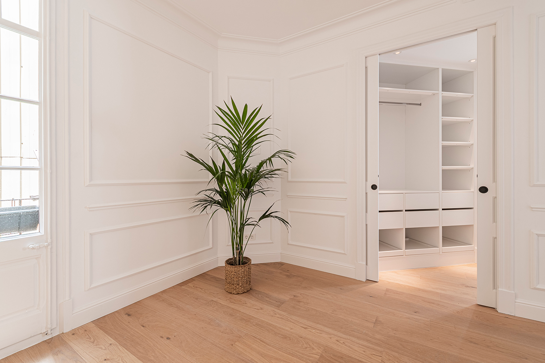  Extraordinary apartment on high floor in central Eixample - 物件實景