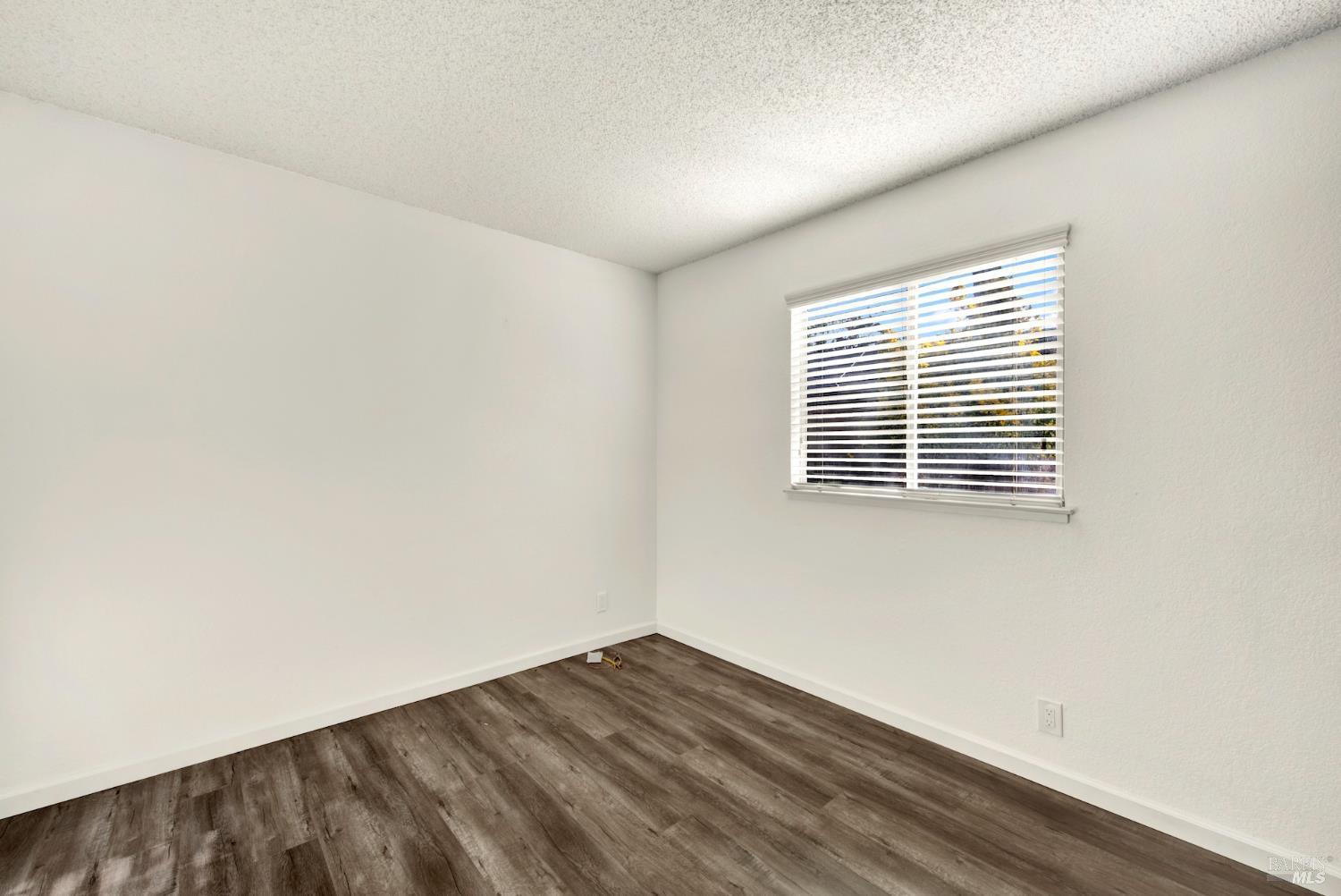 Suisun City, California, 94585, United States, 4 Bedrooms Bedrooms, ,3 BathroomsBathrooms,Residential,For Sale,1989604