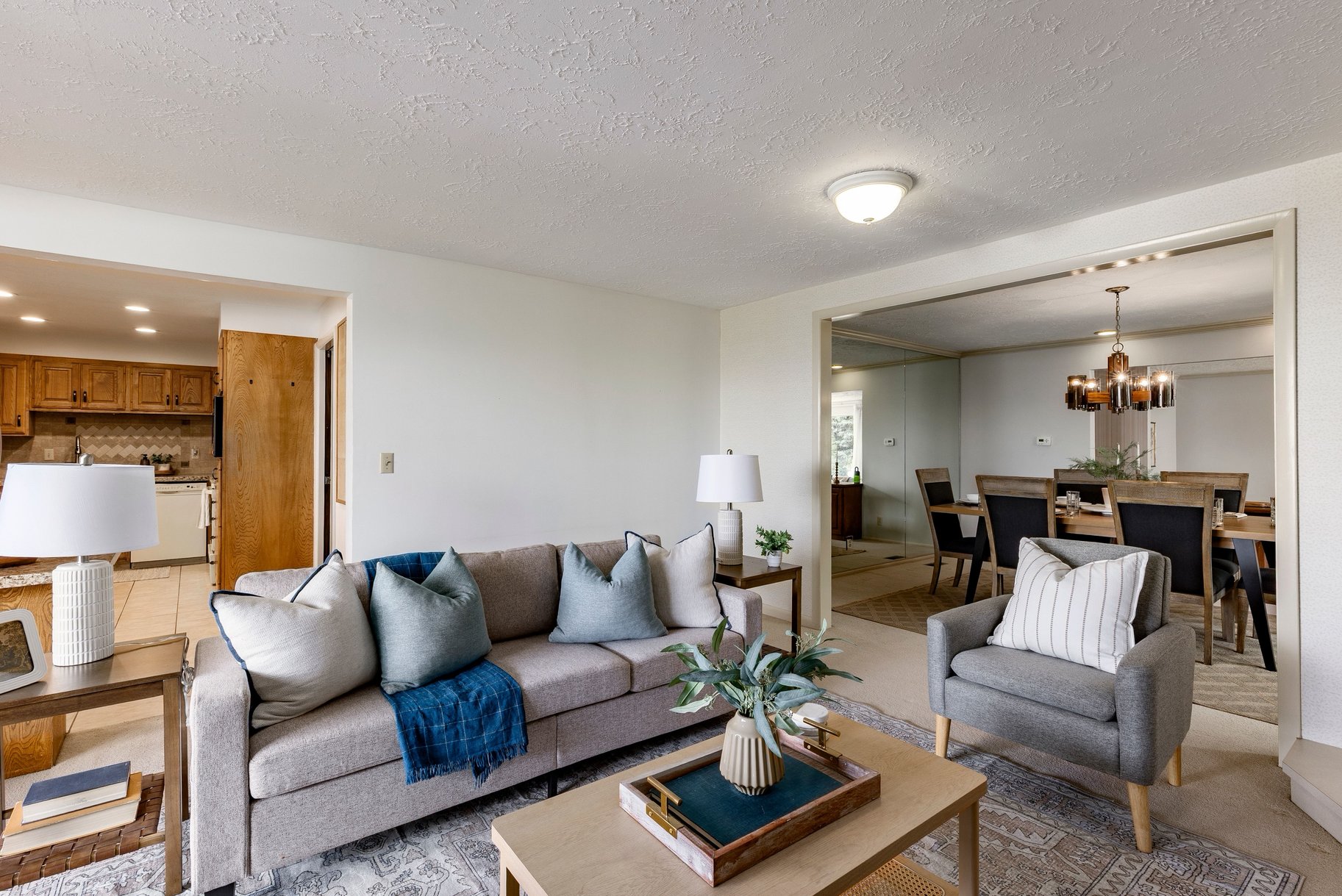  Solid Olympus Cove 2 Story With Mountain and Valley Views - 物件實景