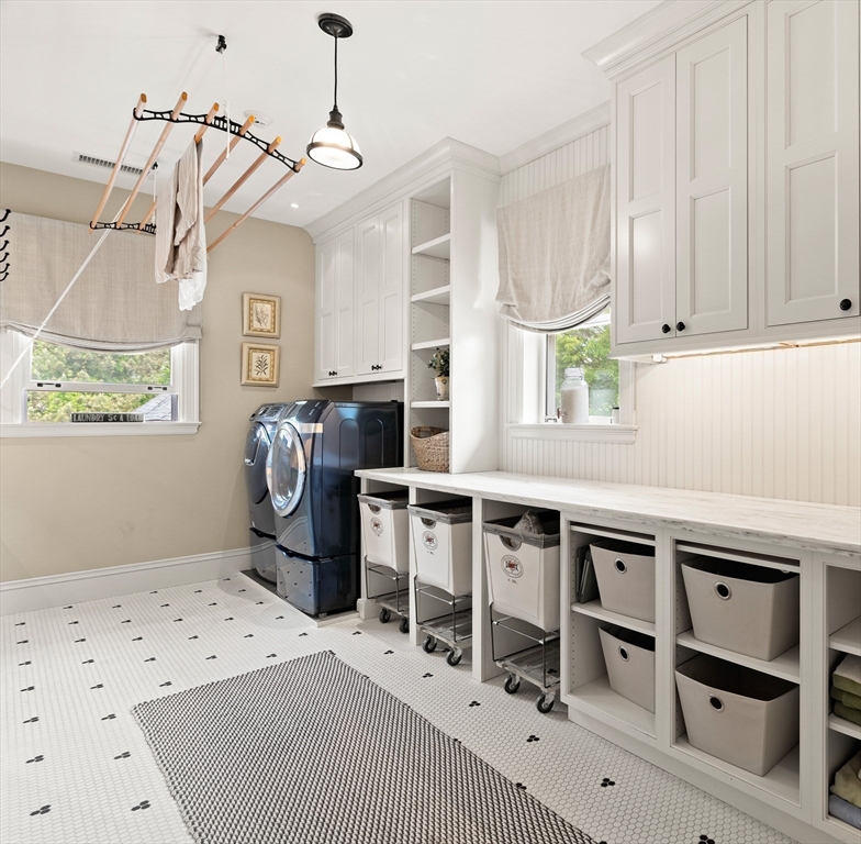 Manchester, Massachusetts, 01944, United States, 7 Bedrooms Bedrooms, ,9 BathroomsBathrooms,Residential,For Sale,1856363