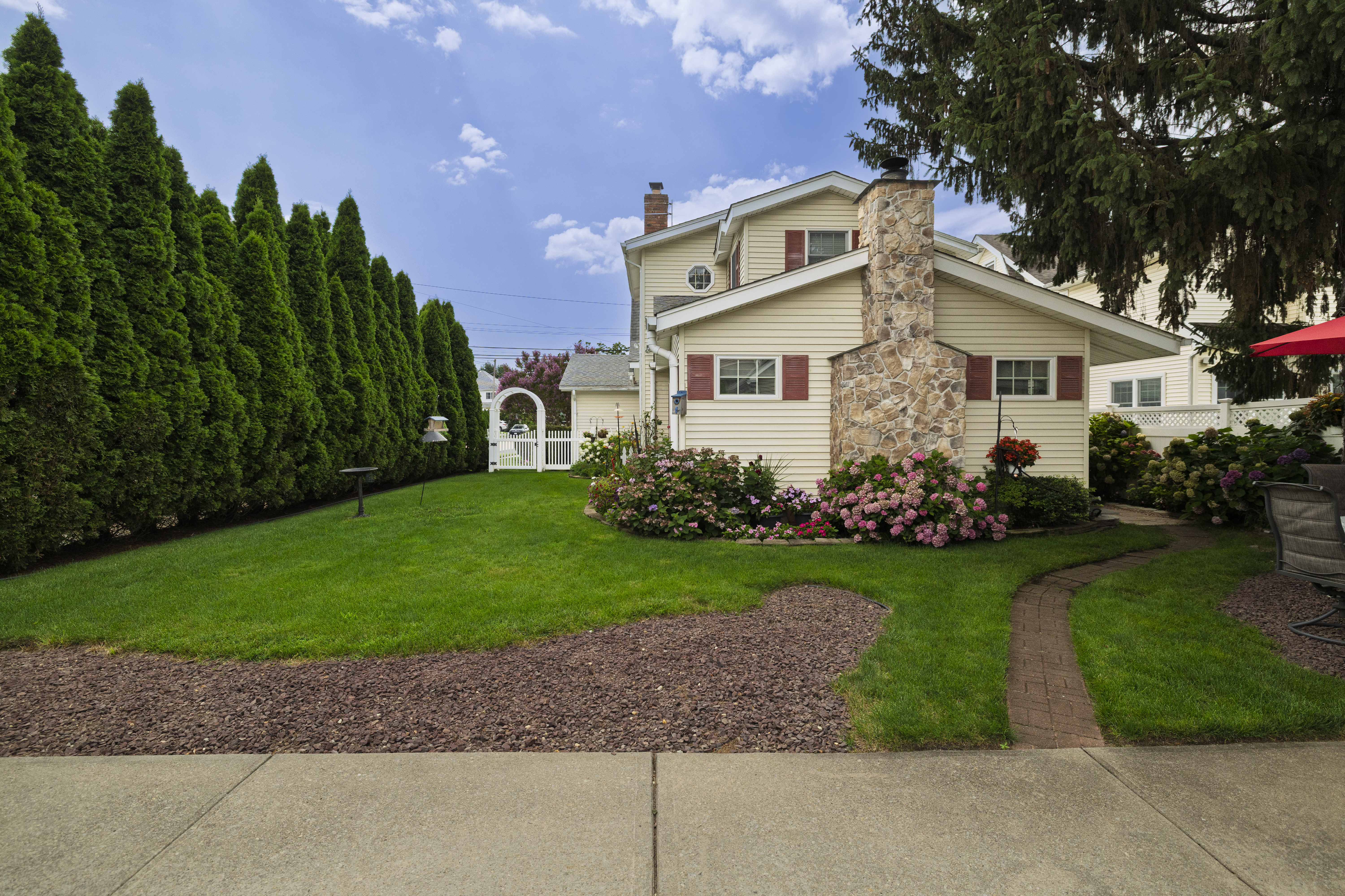  39 Princeton Street, Rockville Centre, NY, 11570 - 物件實景