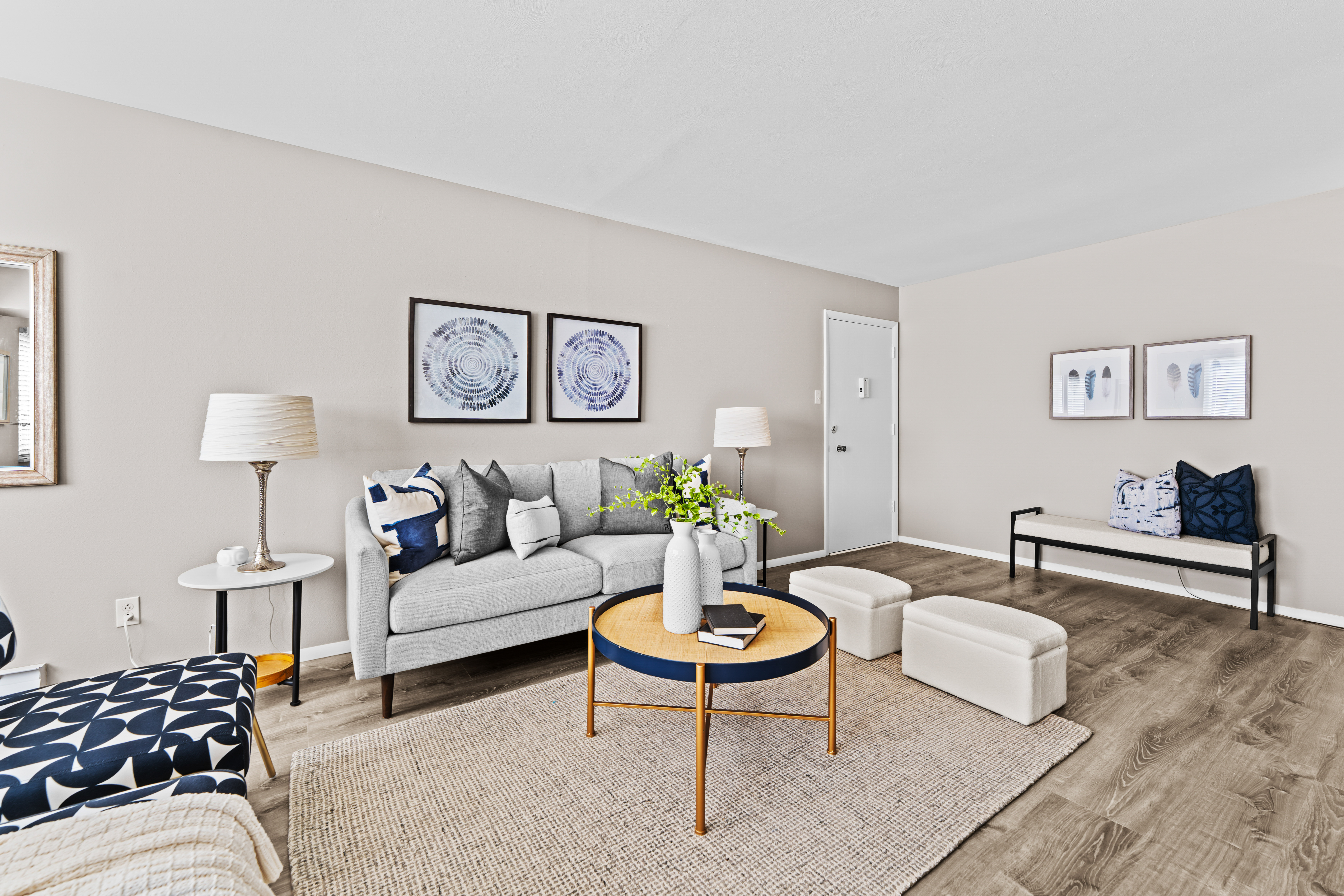  Move-In Ready Ground-Floor Condo in Mehlville School District - 物件實景