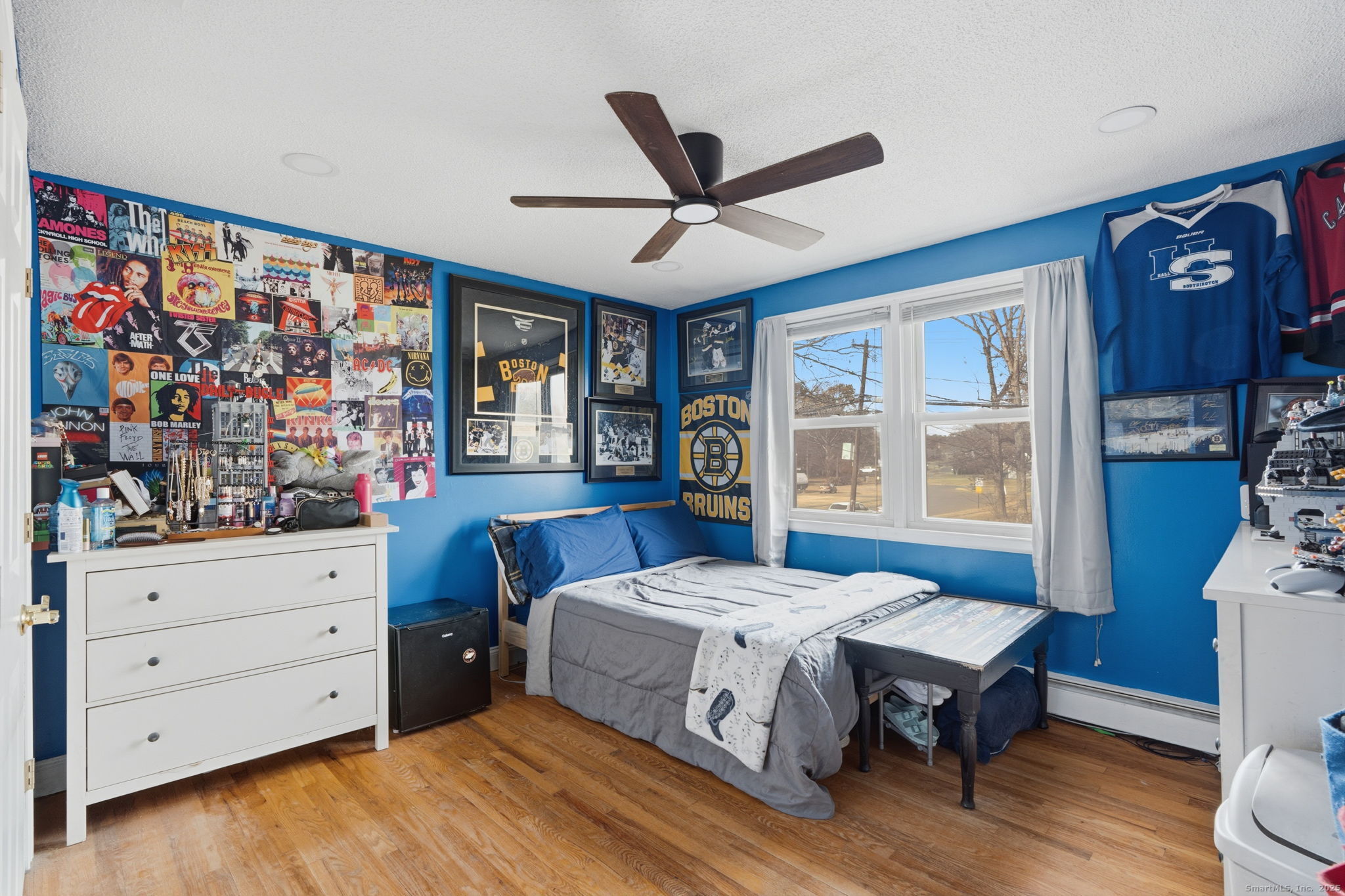 Southington, Connecticut, 06489, United States, 4 Bedrooms Bedrooms, ,3 BathroomsBathrooms,Residential,For Sale,2001900