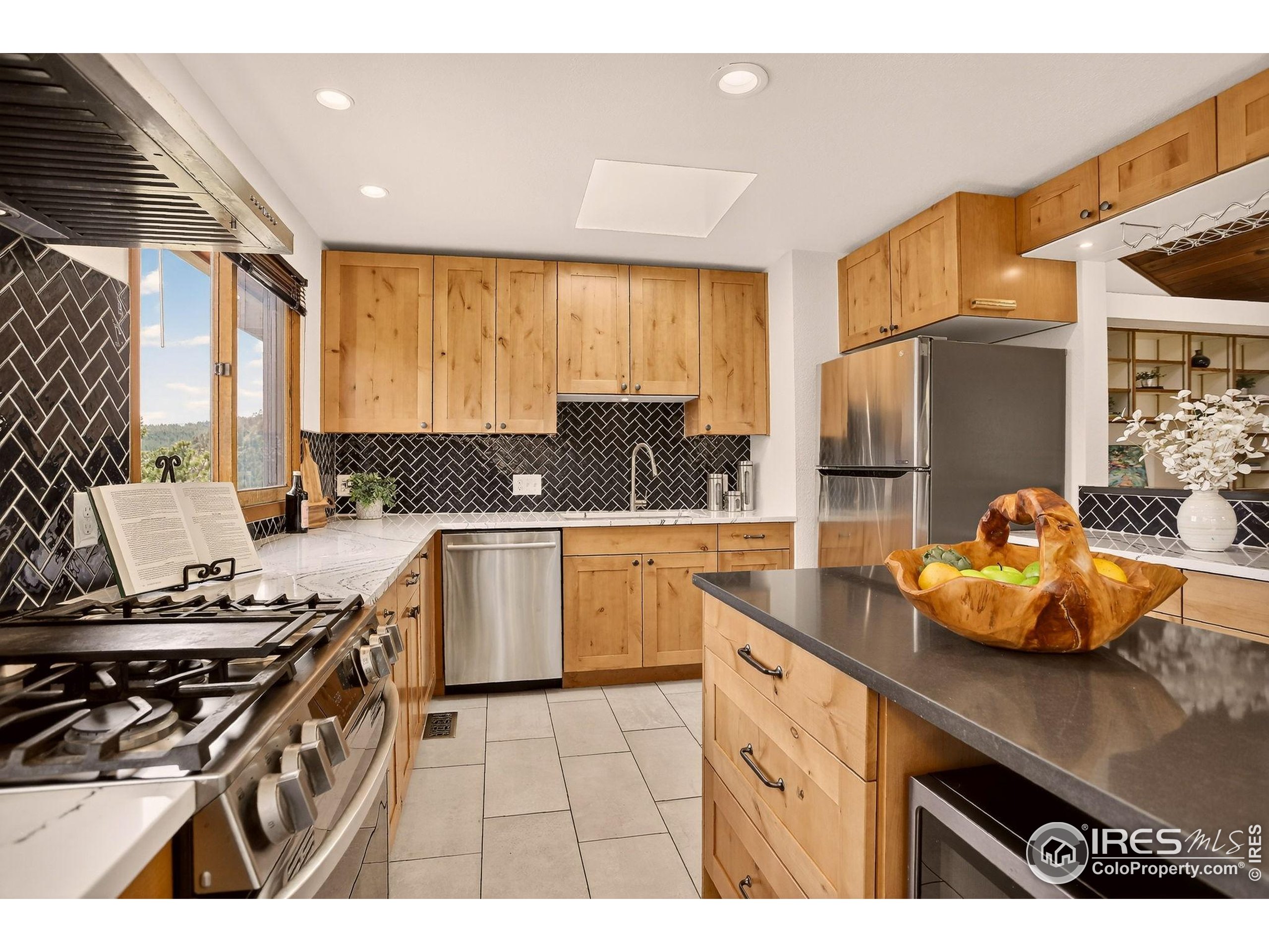 Boulder, Colorado, 80302, United States, 3 Bedrooms Bedrooms, ,1 BathroomBathrooms,Residential,For Sale,1890099