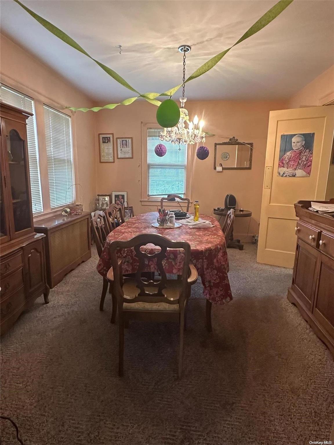 Great Neck, New York, 11024, United States, 3 Bedrooms Bedrooms, ,1 BathroomBathrooms,Residential,For Sale,1813525