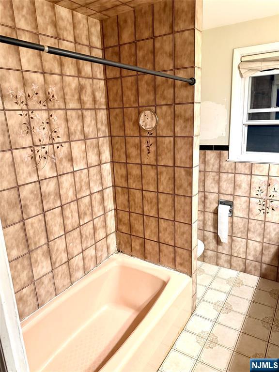 Wood Ridge, New Jersey, 07075, United States, 3 Bedrooms Bedrooms, ,3 BathroomsBathrooms,Residential,For Sale,2021873