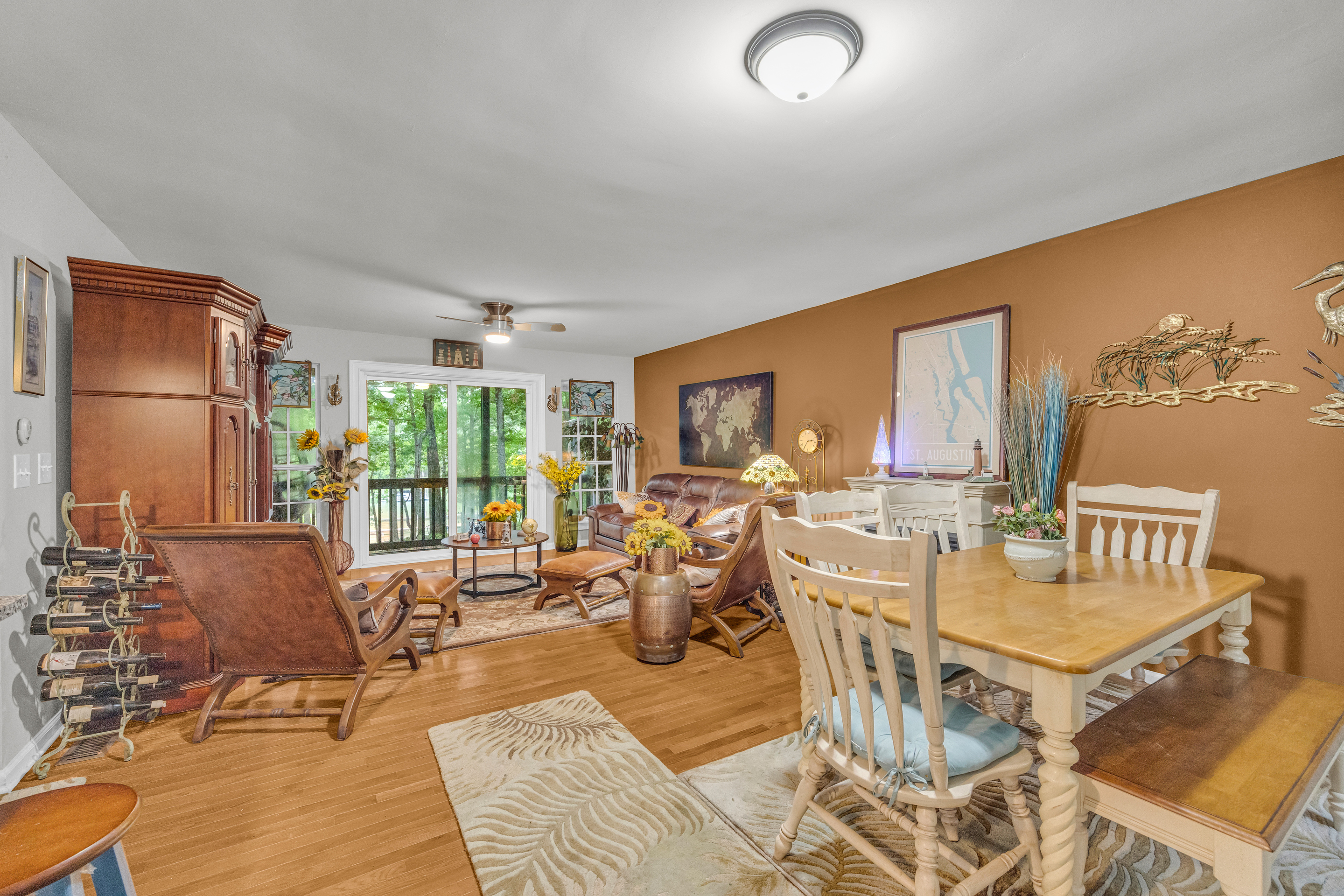 Hartwell, Georgia, 30643, United States, 2 Bedrooms Bedrooms, ,1 BathroomBathrooms,Residential,For Sale,1908192