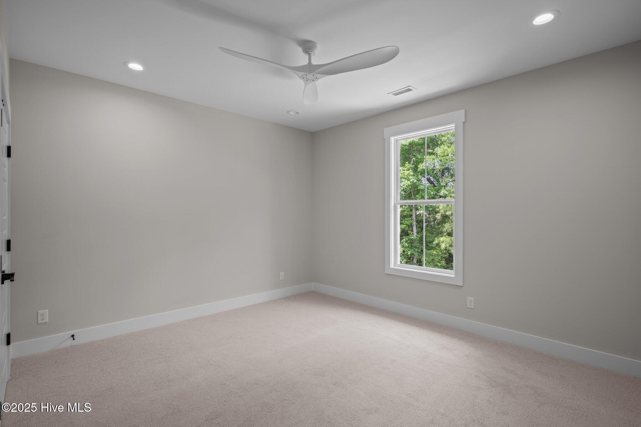 Wilmington, North Carolina, 28411, United States, 4 Bedrooms Bedrooms, ,4 BathroomsBathrooms,Residential,For Sale,1979455