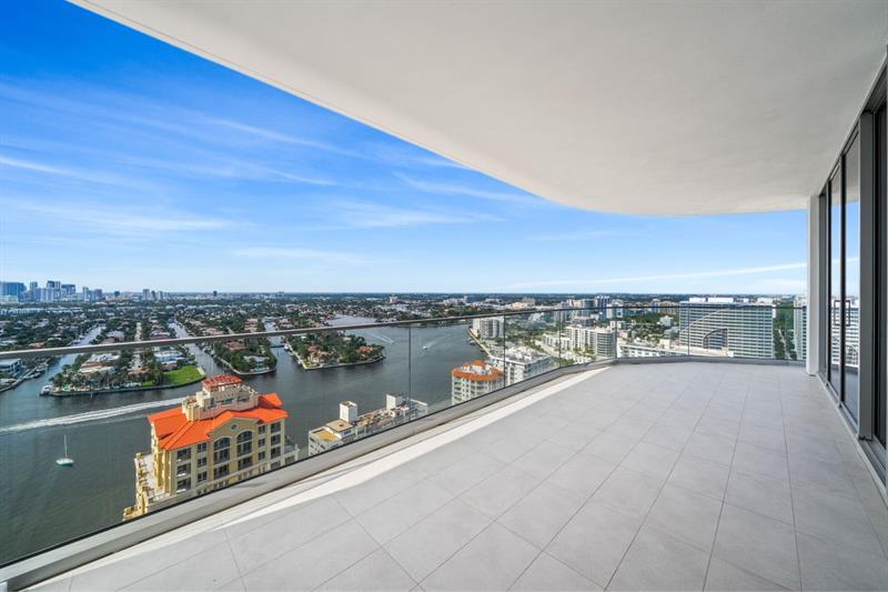 Fort Lauderdale, Florida, 33304, United States, 2 Bedrooms Bedrooms, ,3 BathroomsBathrooms,Residential,For Sale,1995654