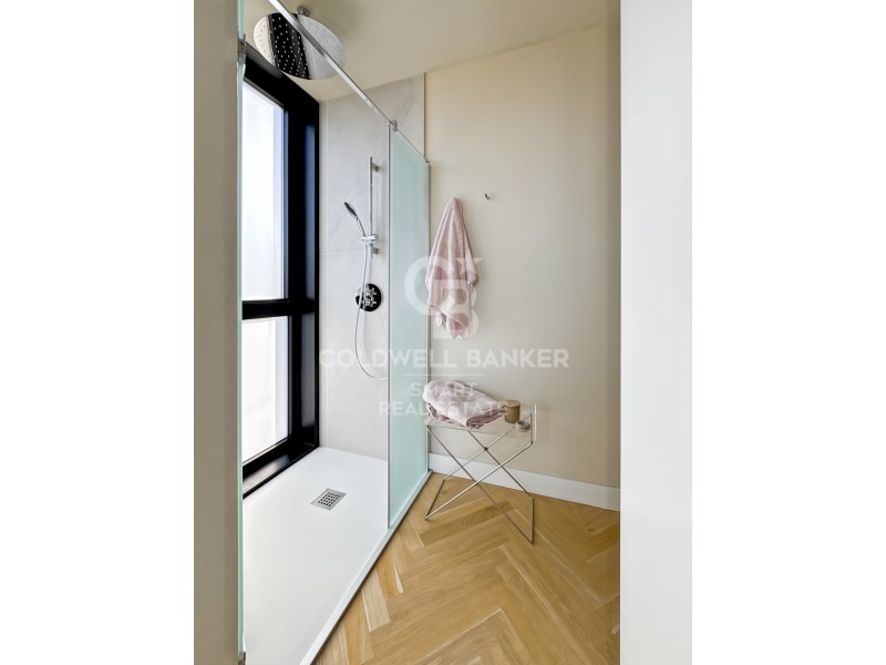 Oleiros, Galicia, 15179, ES, 2 Bedrooms Bedrooms, ,2 BathroomsBathrooms,Residential,For Sale,1729287