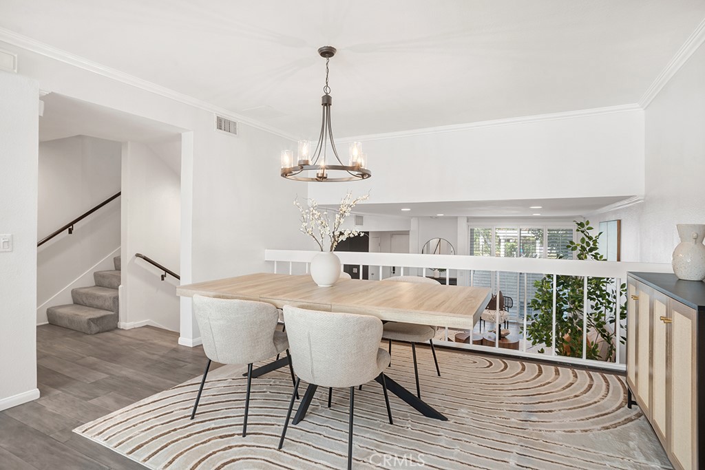 Woodland Hills, California, 91367, United States, 2 Bedrooms Bedrooms, ,3 BathroomsBathrooms,Residential,For Sale,1920124