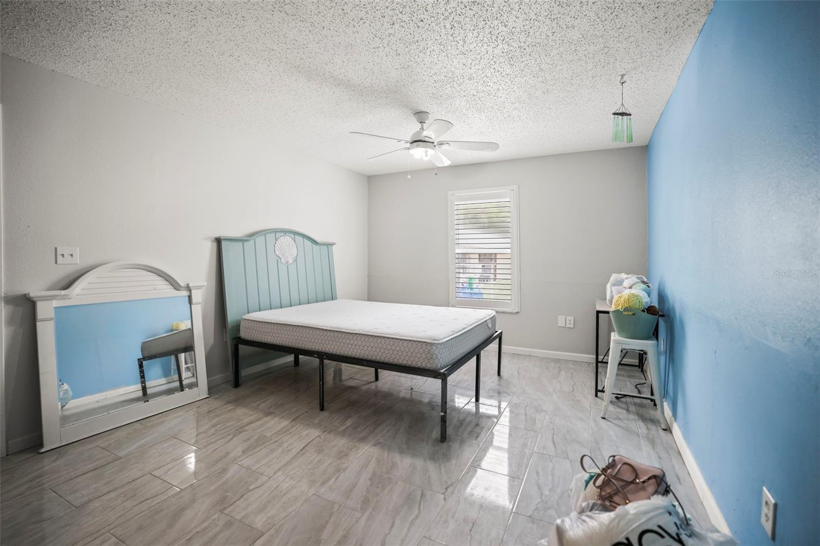 Clearwater, Florida, 33760, United States, 3 Bedrooms Bedrooms, ,2 BathroomsBathrooms,Residential,For Sale,1826177