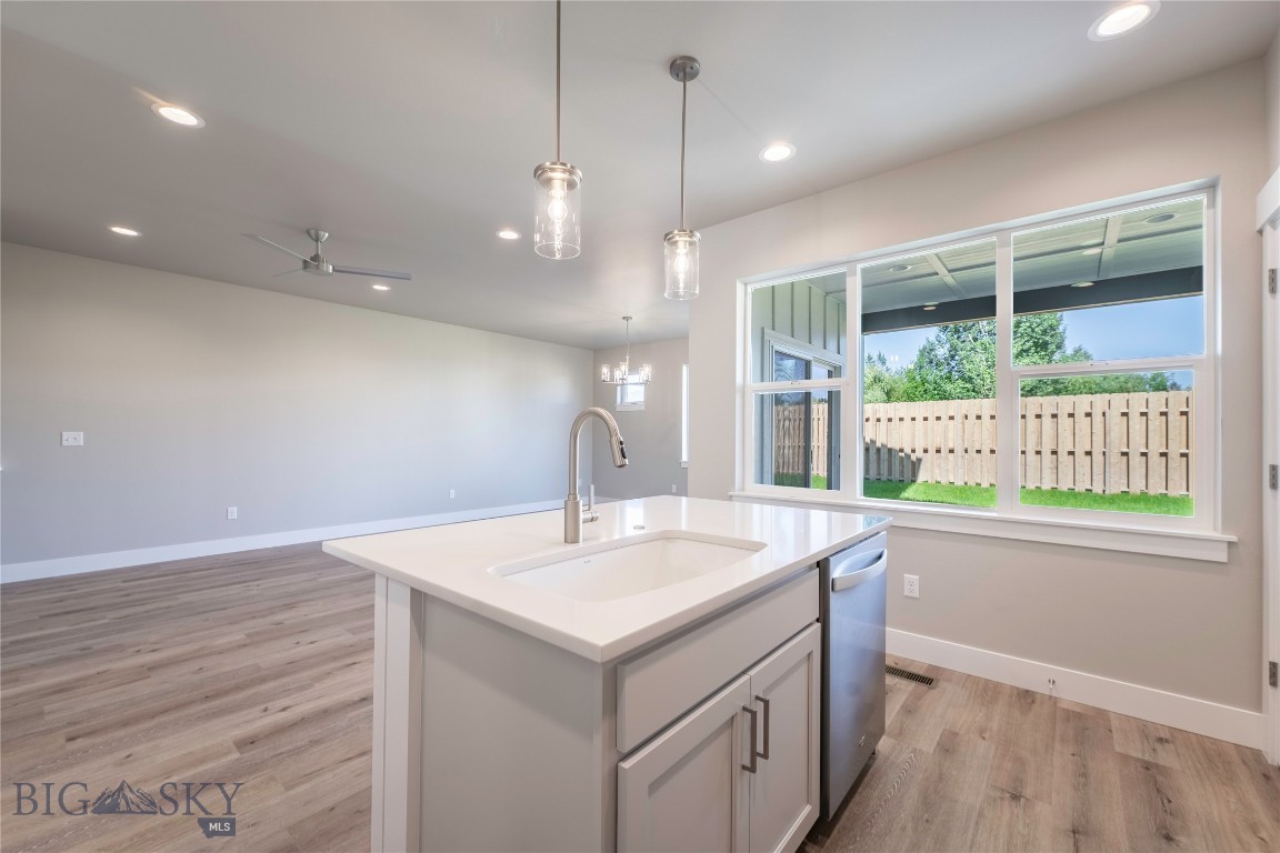 Bozeman, Montana, 59718, United States, 4 Bedrooms Bedrooms, ,2 BathroomsBathrooms,Residential,For Sale,1907134