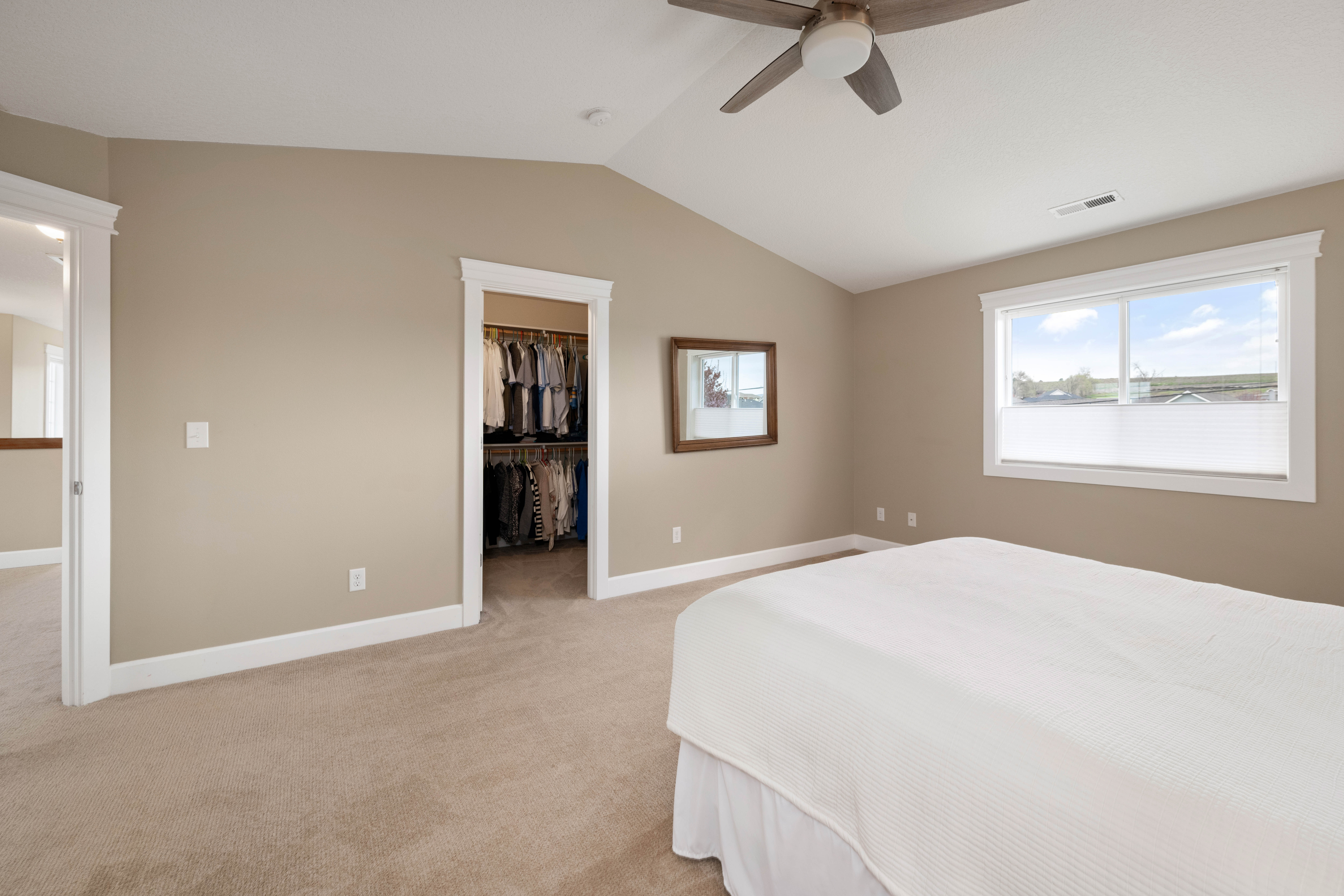  Immaculate 2-Story in ?The Park? - 物件實景