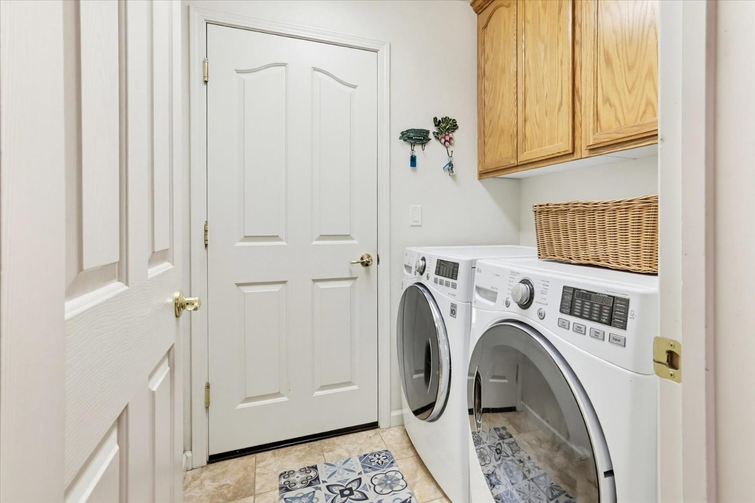 Grass Valley, California, 95945, United States, 3 Bedrooms Bedrooms, ,2 BathroomsBathrooms,Residential,For Sale,2048773