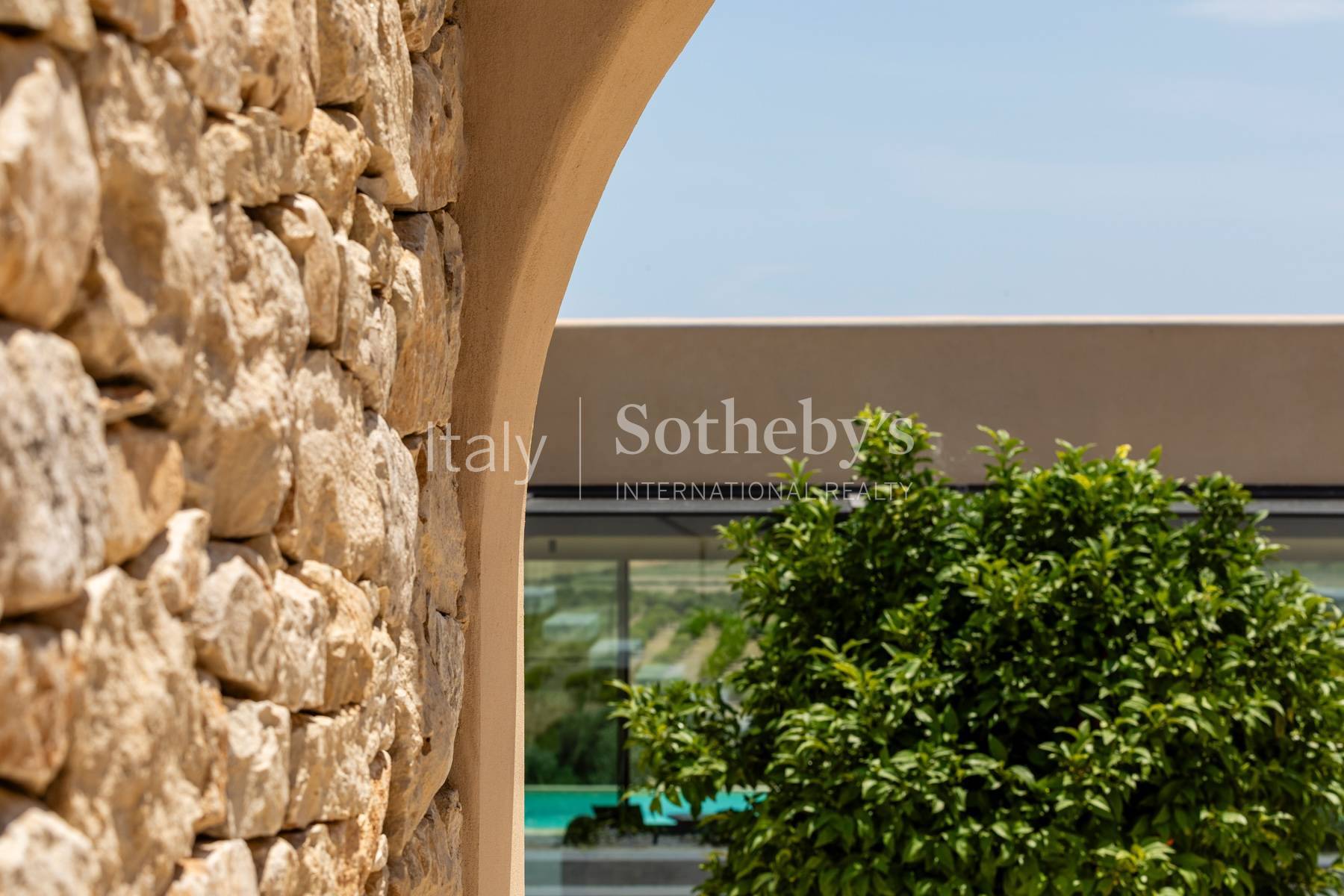  Designer villa with pool in the Noto countryside - 物件實景