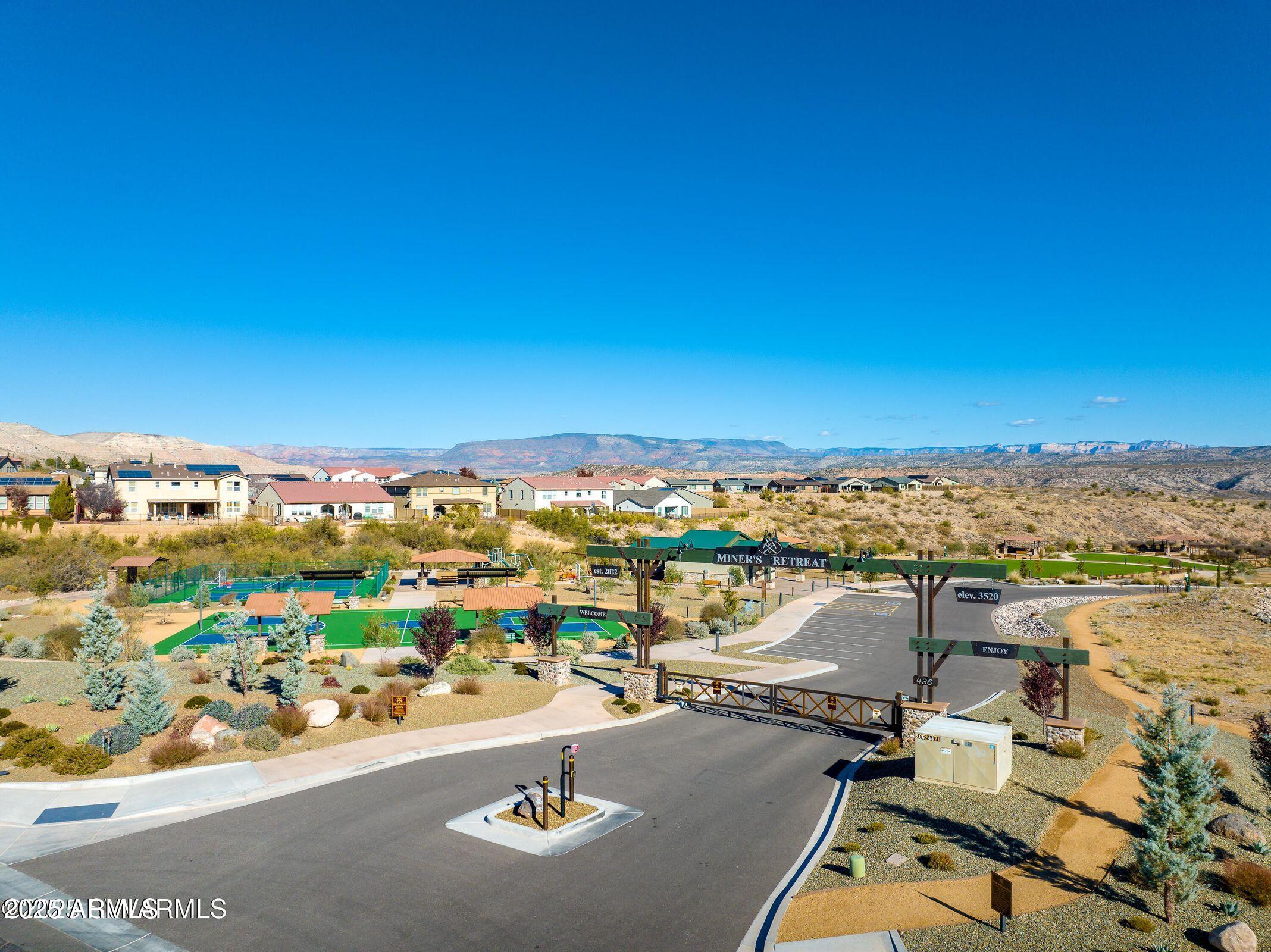 Clarkdale, Arizona, 86324, United States, 2 Bedrooms Bedrooms, ,Residential,For Sale,1948885