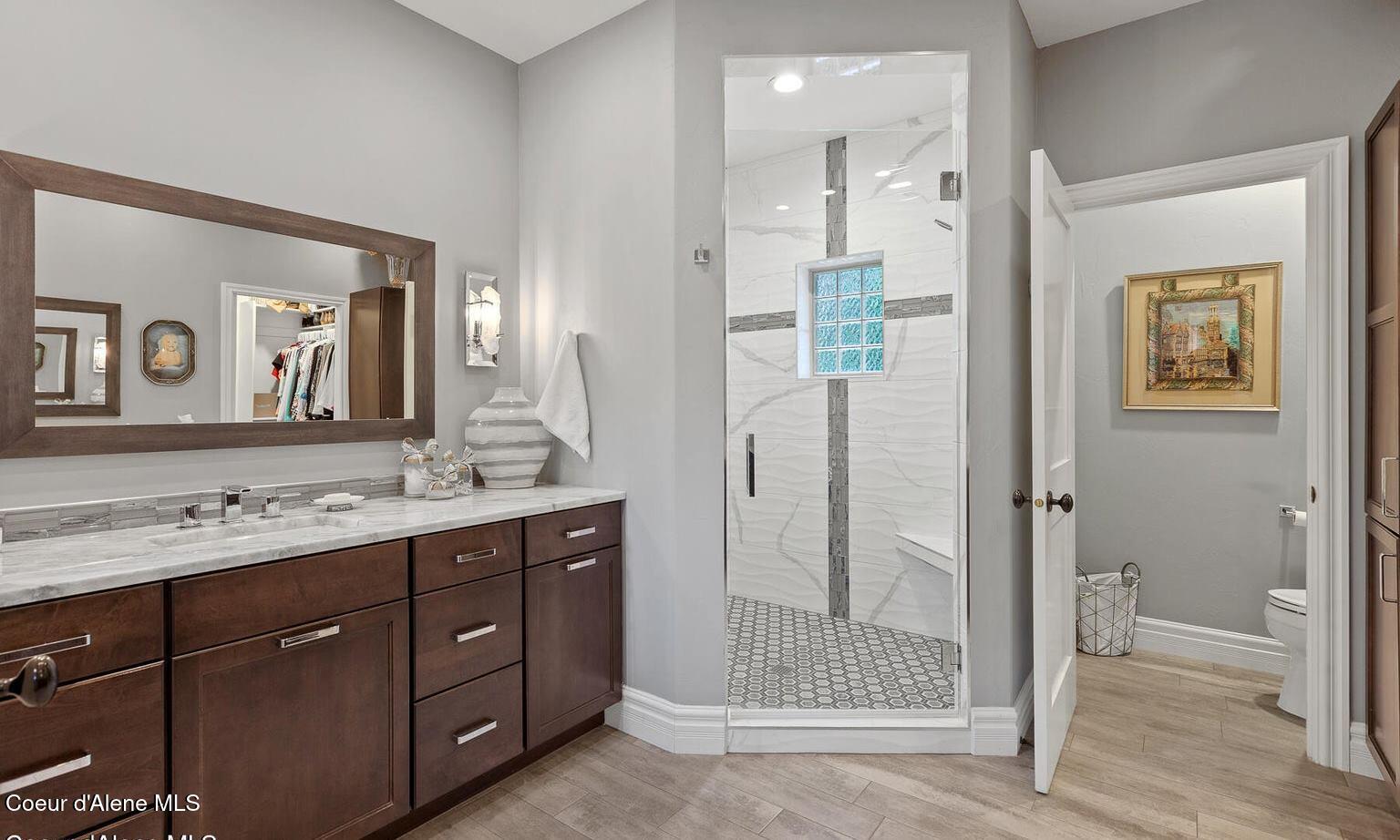 Hayden Lake, Idaho, 83835, United States, 4 Bedrooms Bedrooms, ,5 BathroomsBathrooms,Residential,For Sale,1990464